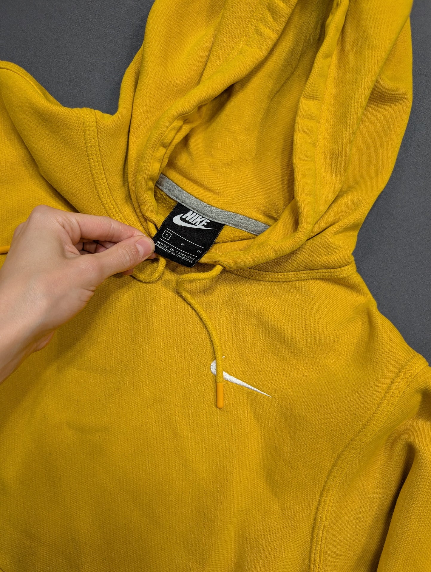 Nike Sportswear Pullover Hoodie Sweatshirt Yellow Mustard Size S