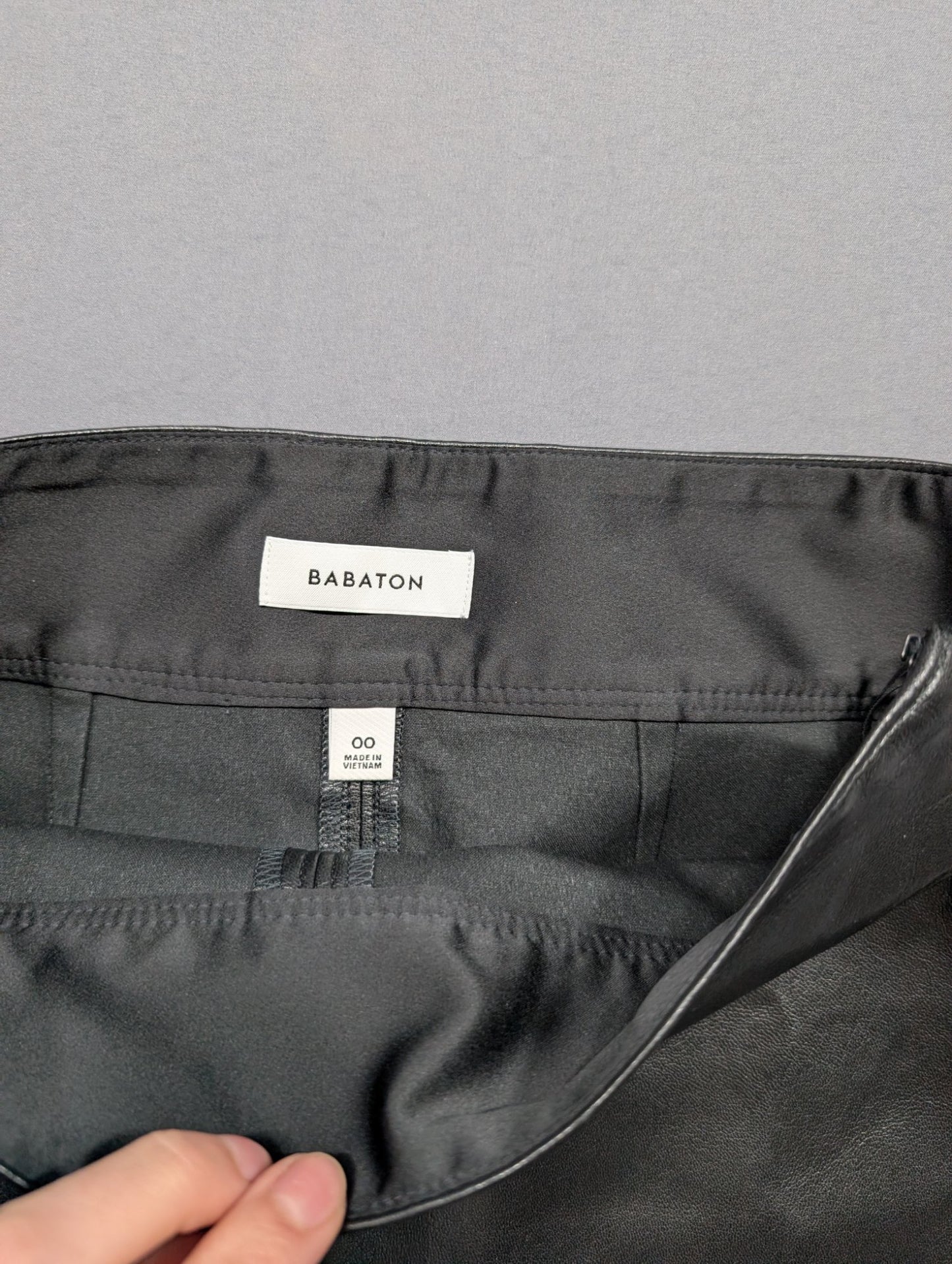 Babaton Black Leather Pencil Midi Skirt Size 00 High Waist