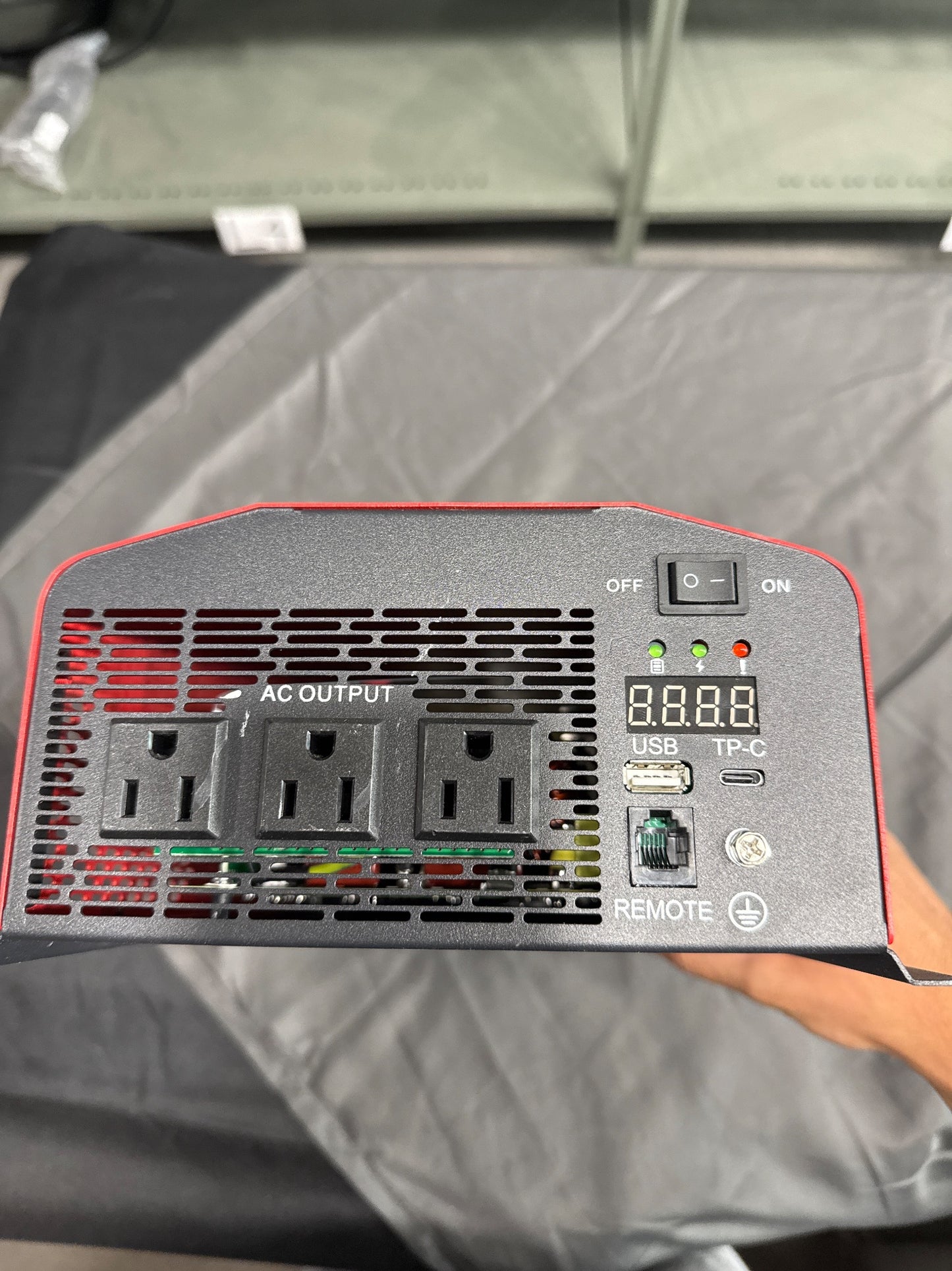 BESTEK 2000W Pure Sine Wave Power Inverter 12V DC to 110V AC USB