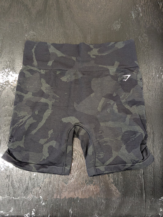 Men's Gymshark Black Camo Seamless Shorts, Size L