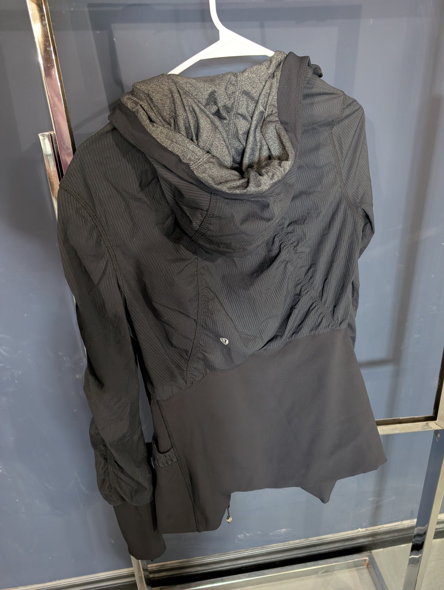 Lululemon black full zip hooded jacket, like new condition
