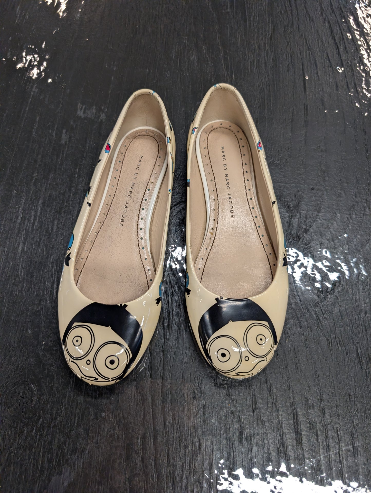 Marc by Marc Jacobs Cream Flats with Cartoon Bird Print