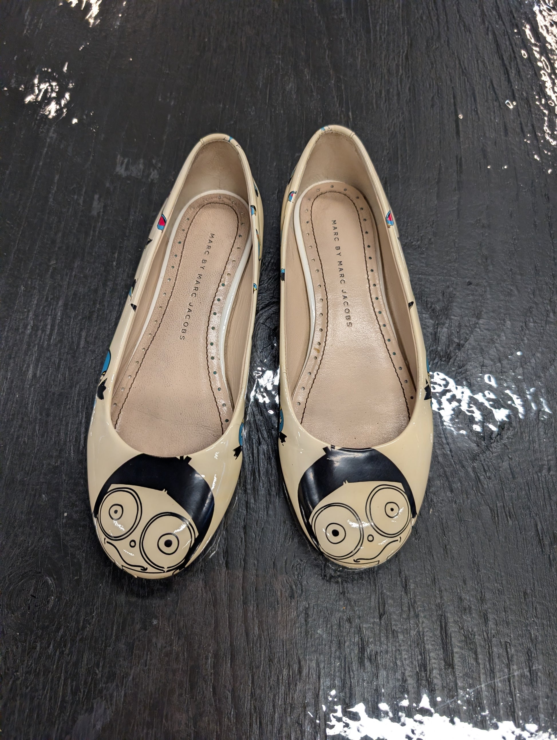 Marc by Marc Jacobs Cream Flats with Cartoon Bird Print