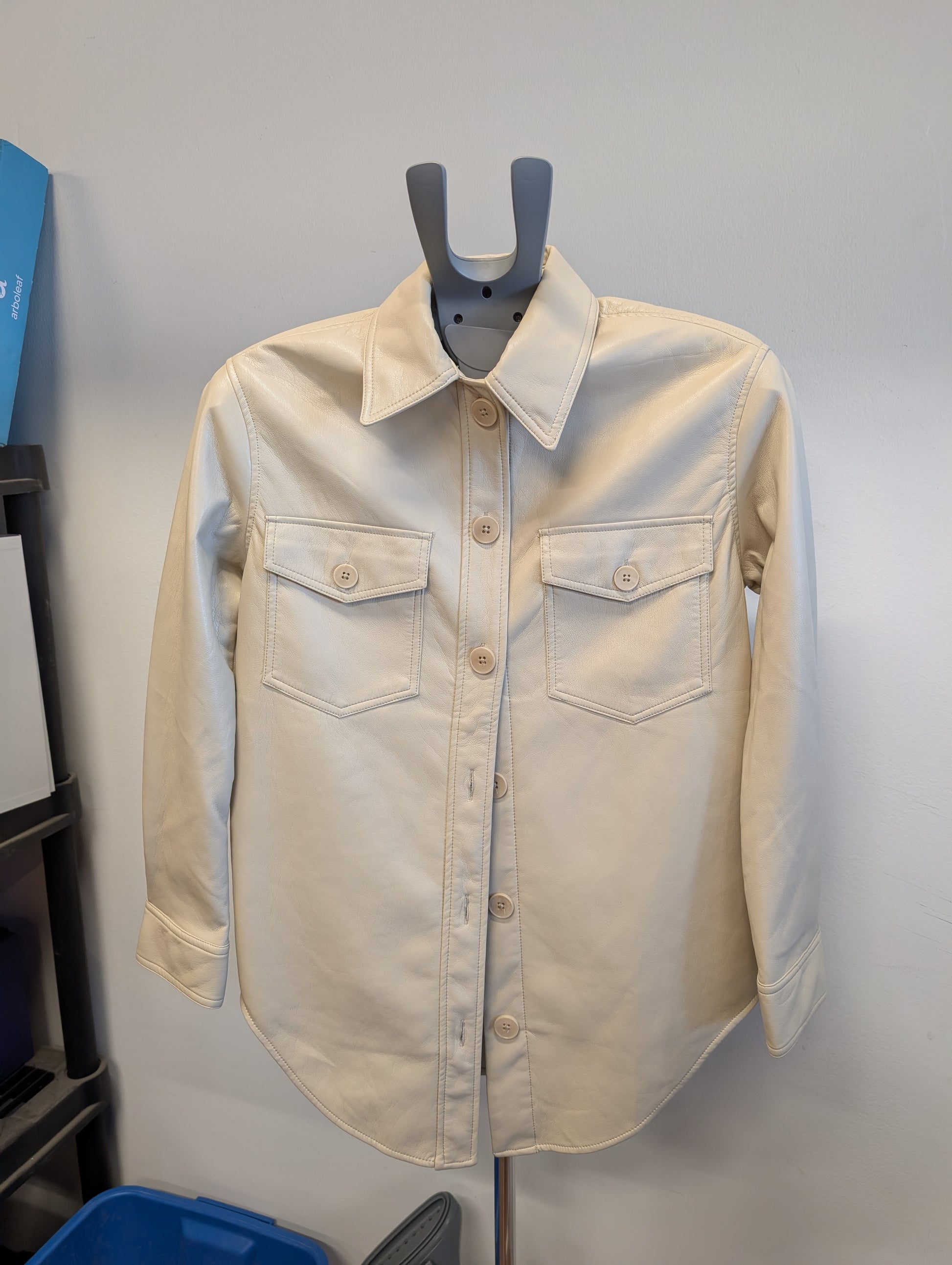 Wilfred Faux Leather Shirt Jacket 2XS - Cream
