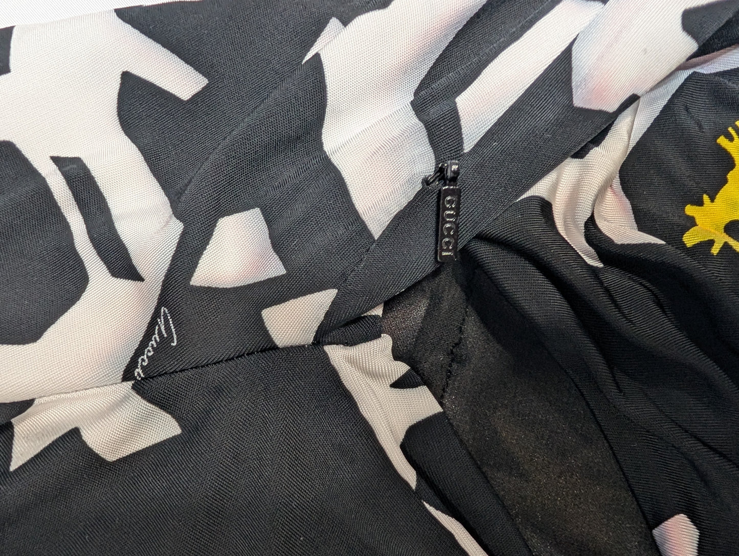 Gucci Wrap Dress – Like New Condition