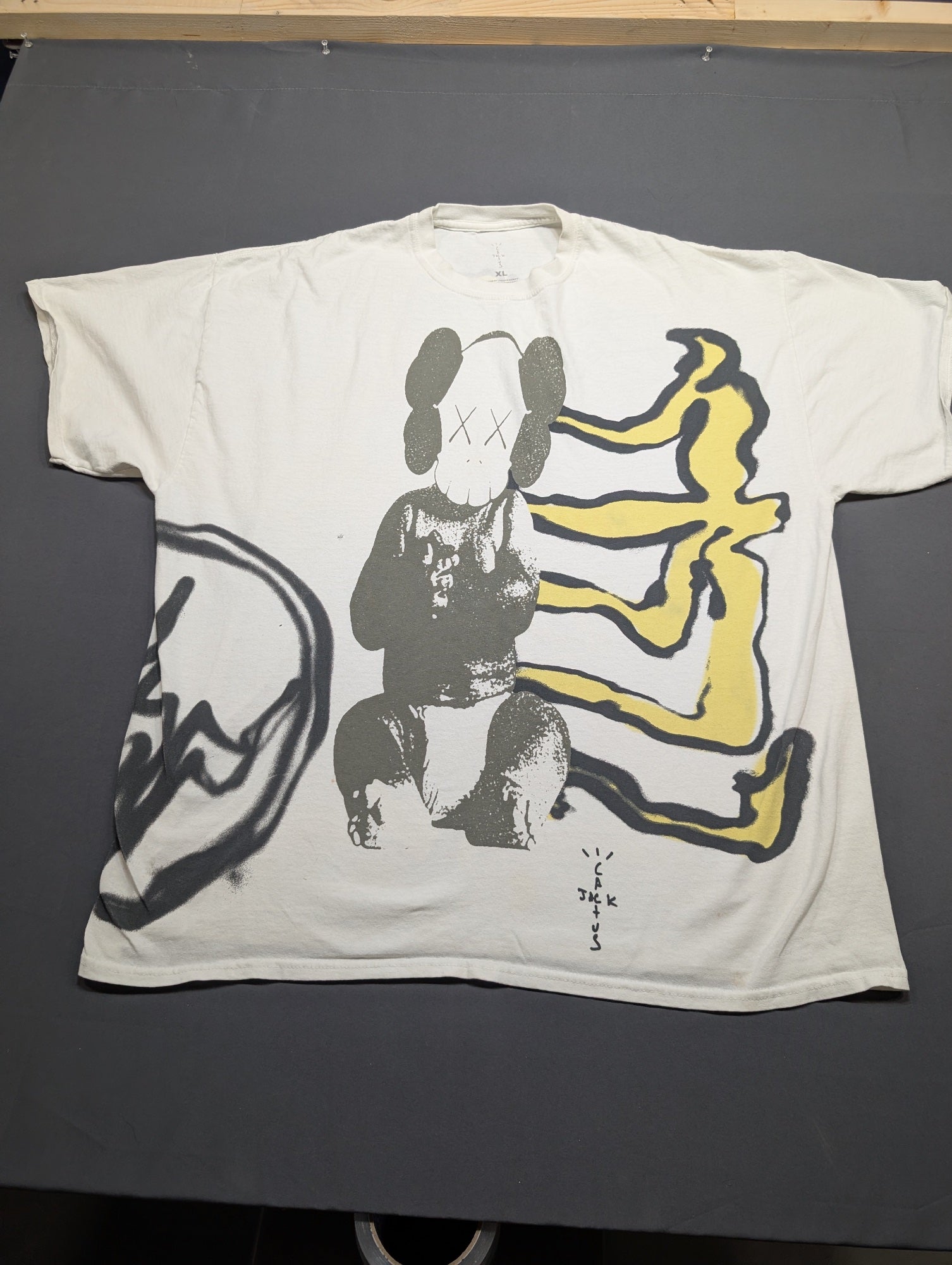 Travis Scott x KAWS Cactus Jack Graphic T-Shirt White XL