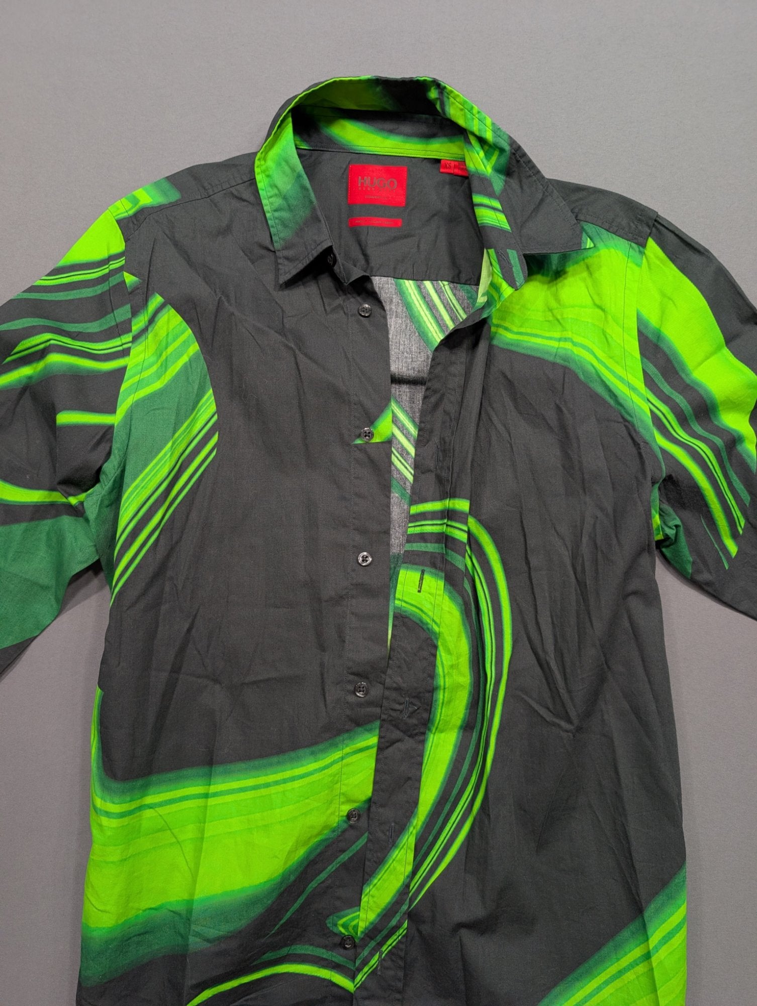 Hugo Boss Red Label Men's Graphic Button-Up Shirt XS Black Green