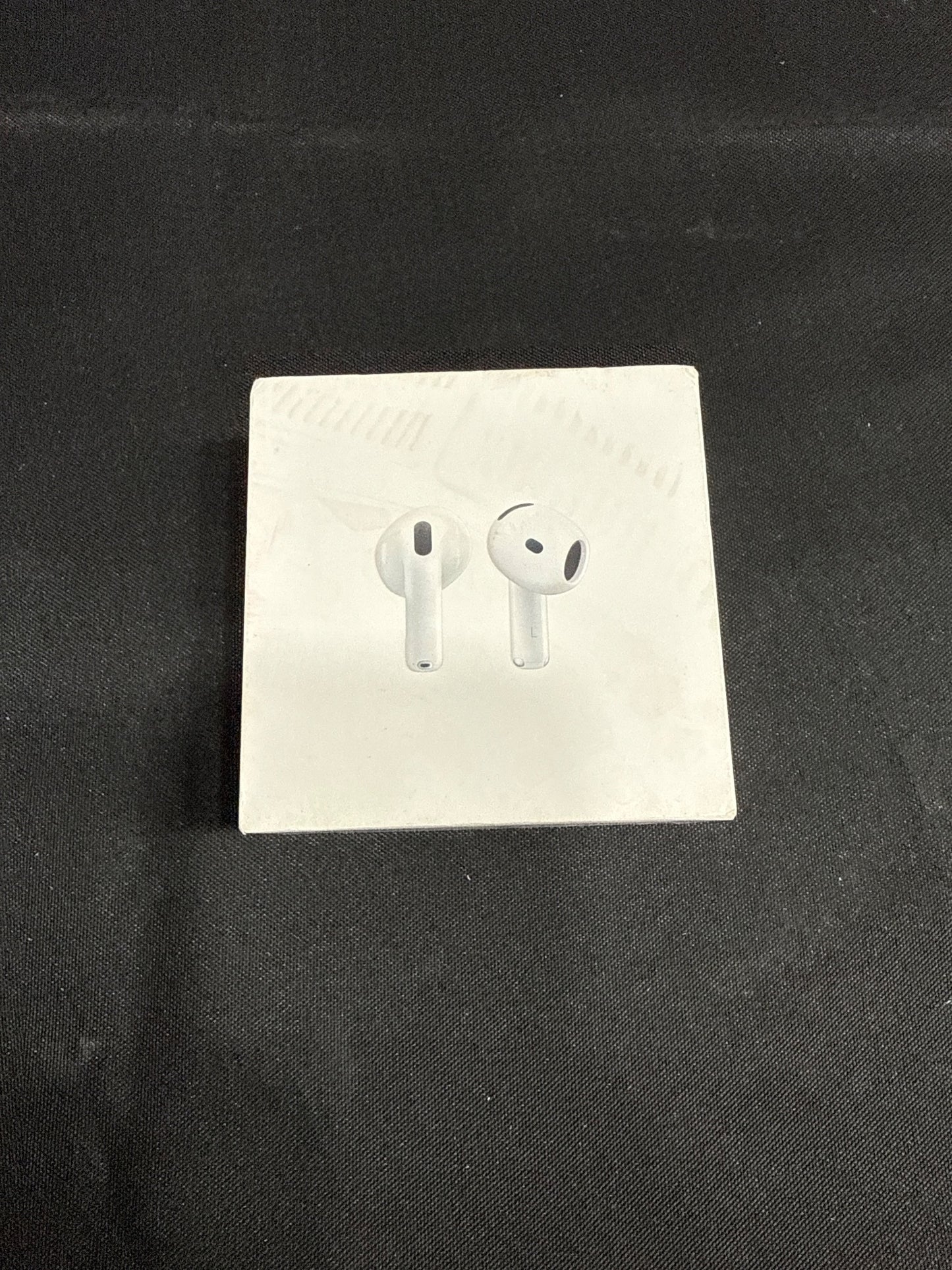 AirPods 4 Wireless Earbuds MXP63AM/A White USB-C 2024