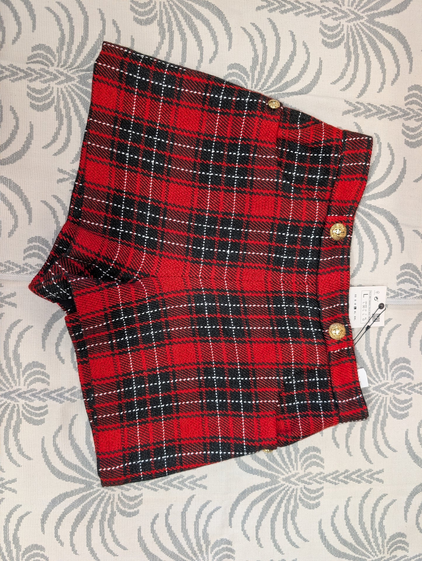 Zara Red Plaid High-Waist Shorts, Size L, With Tags