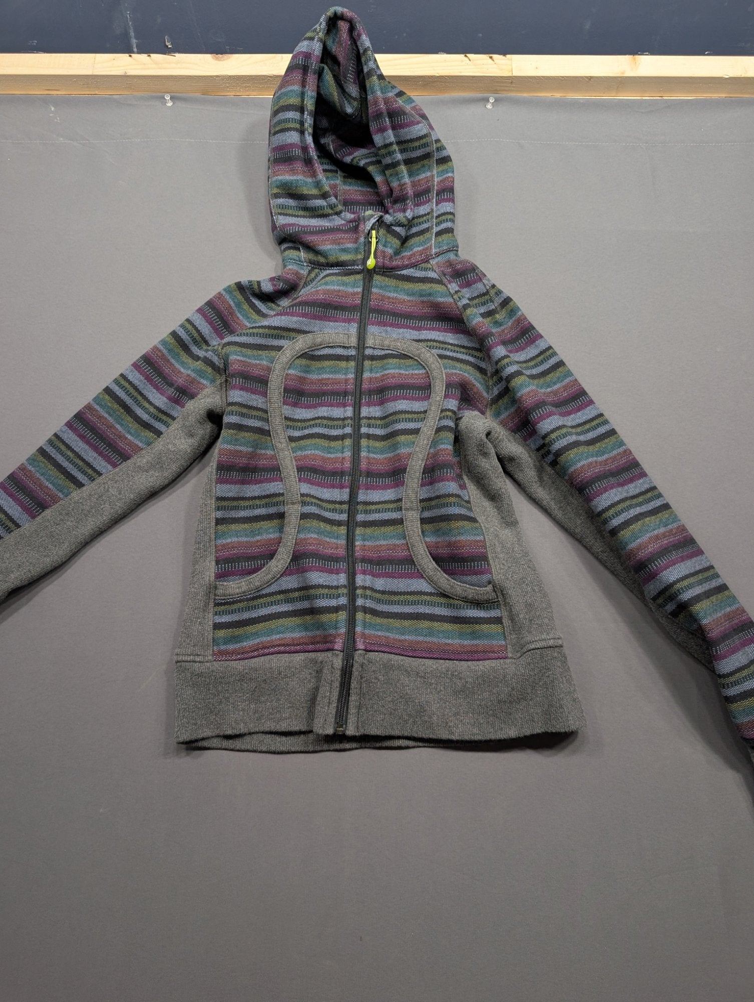 Lululemon Scuba Hoodie Full Zip Size 6 Striped Multicolor Gray