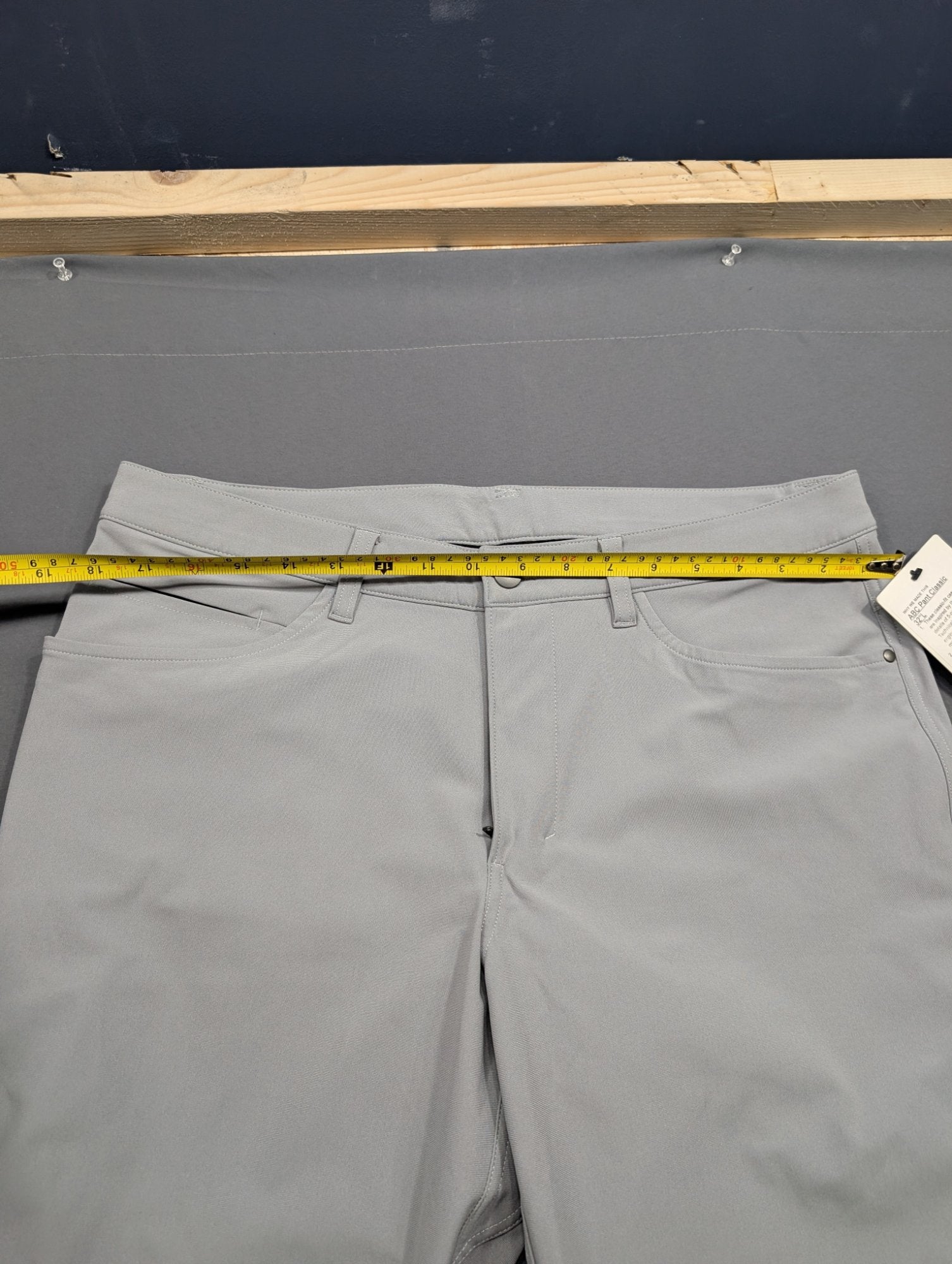 Lululemon ABC Pant Classic 34x32 Men's Slim Trouser Gray NWT