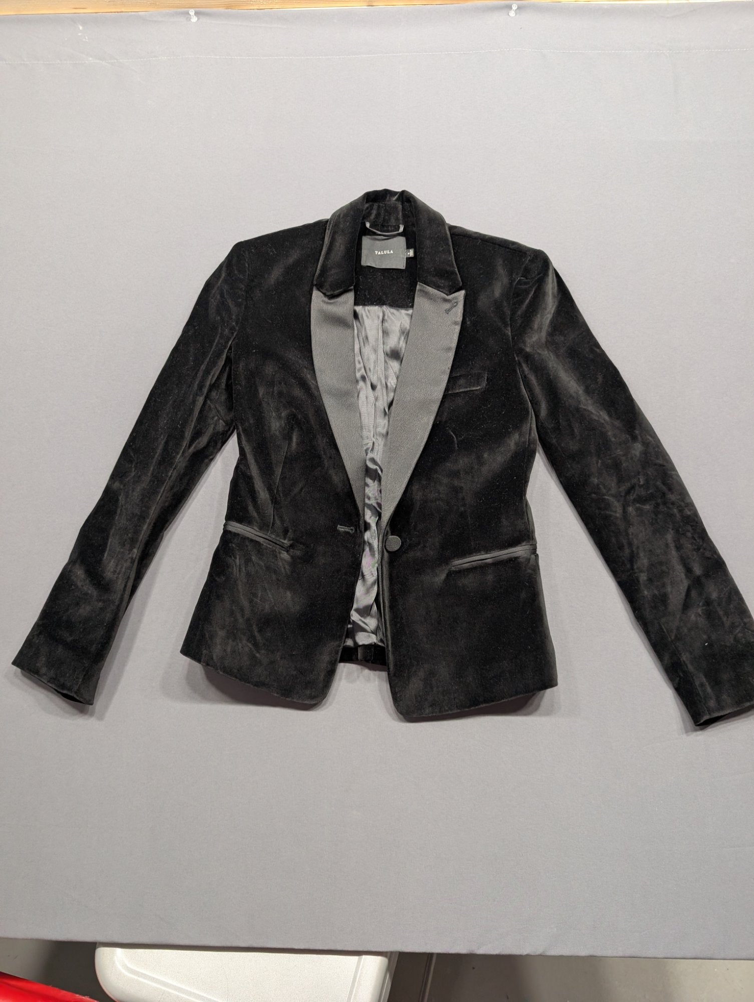 Talula Black Velvet Tuxedo Blazer Size 0 Satin Lapel