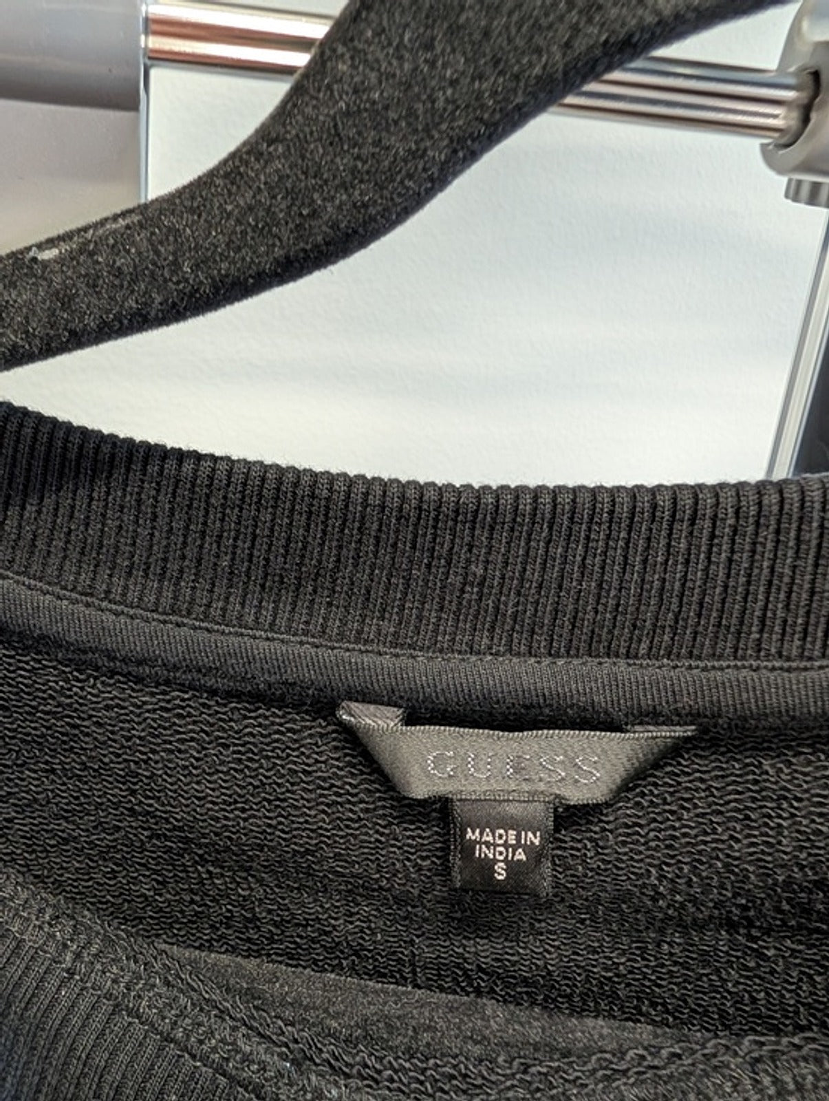 Guess Black Small Sweatshirt Like New