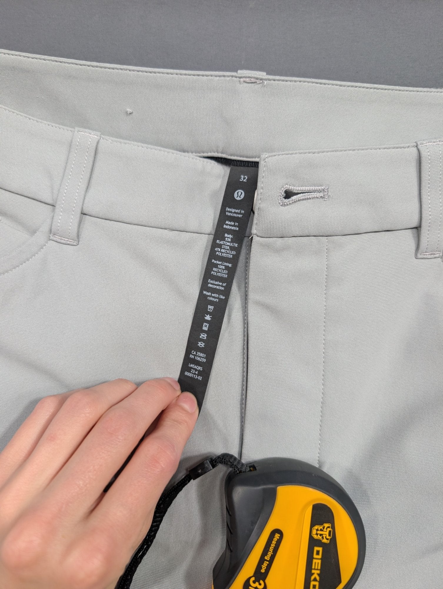 Lululemon ABC Slim 5-Pocket Pants Men's 32 Light Gray