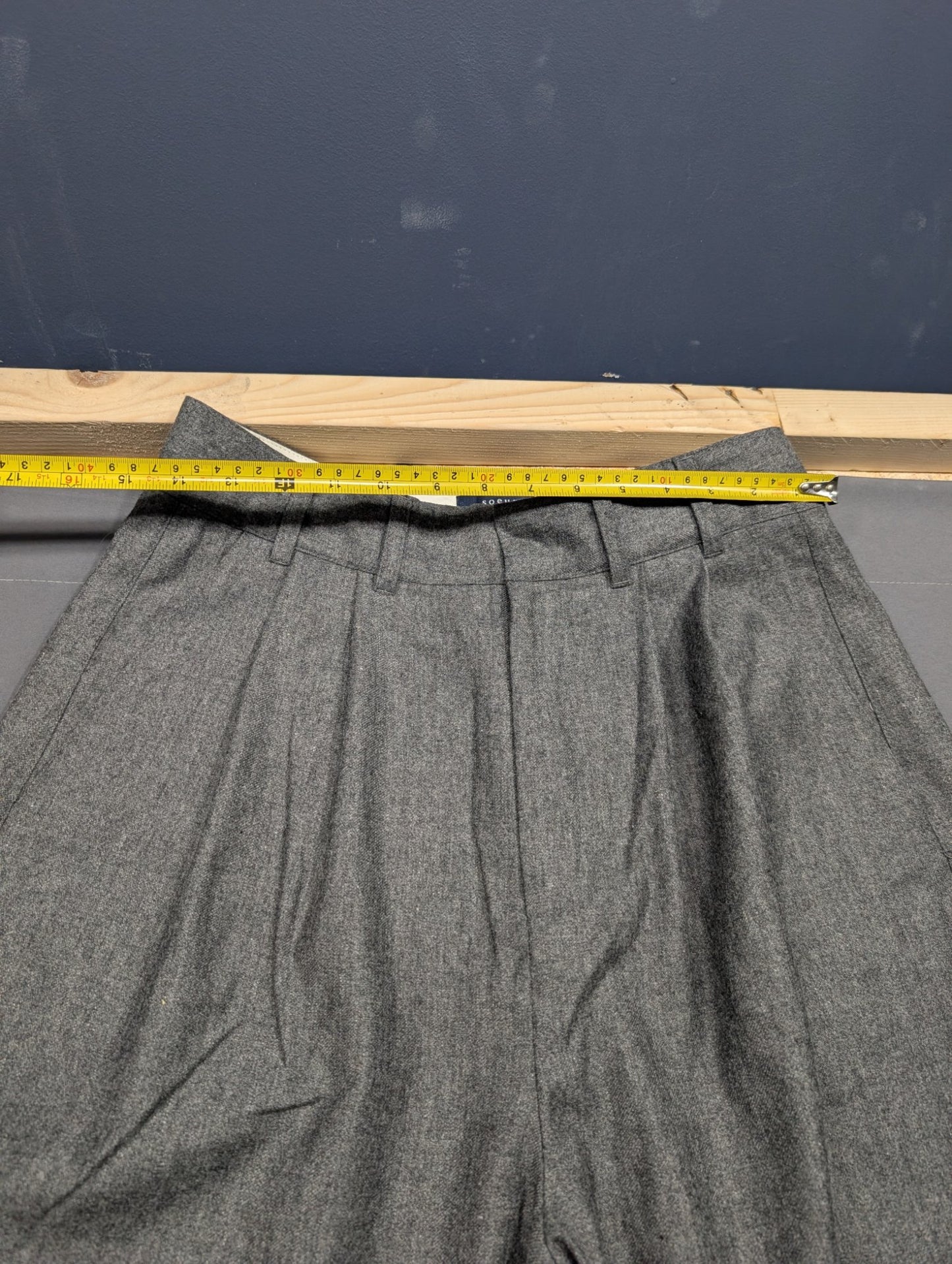 Gray Pleated Wide-Leg Dress Trousers High-Rise Wool-Look Pants