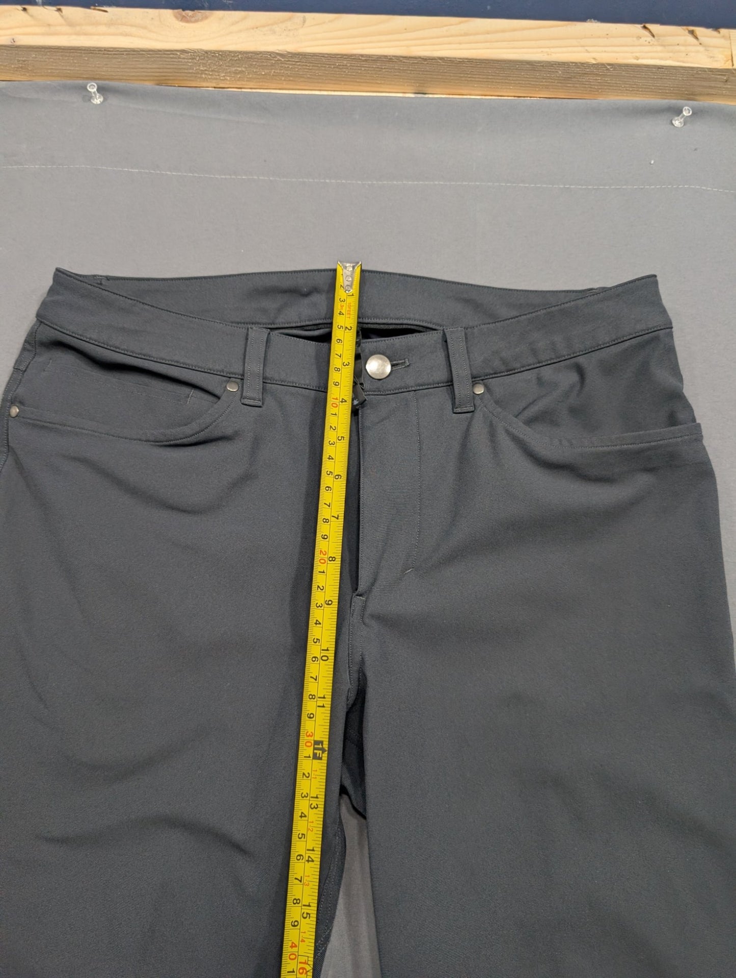 Lululemon ABC Slim 5-Pocket Pants Men's 31 Dark Grey Stretch