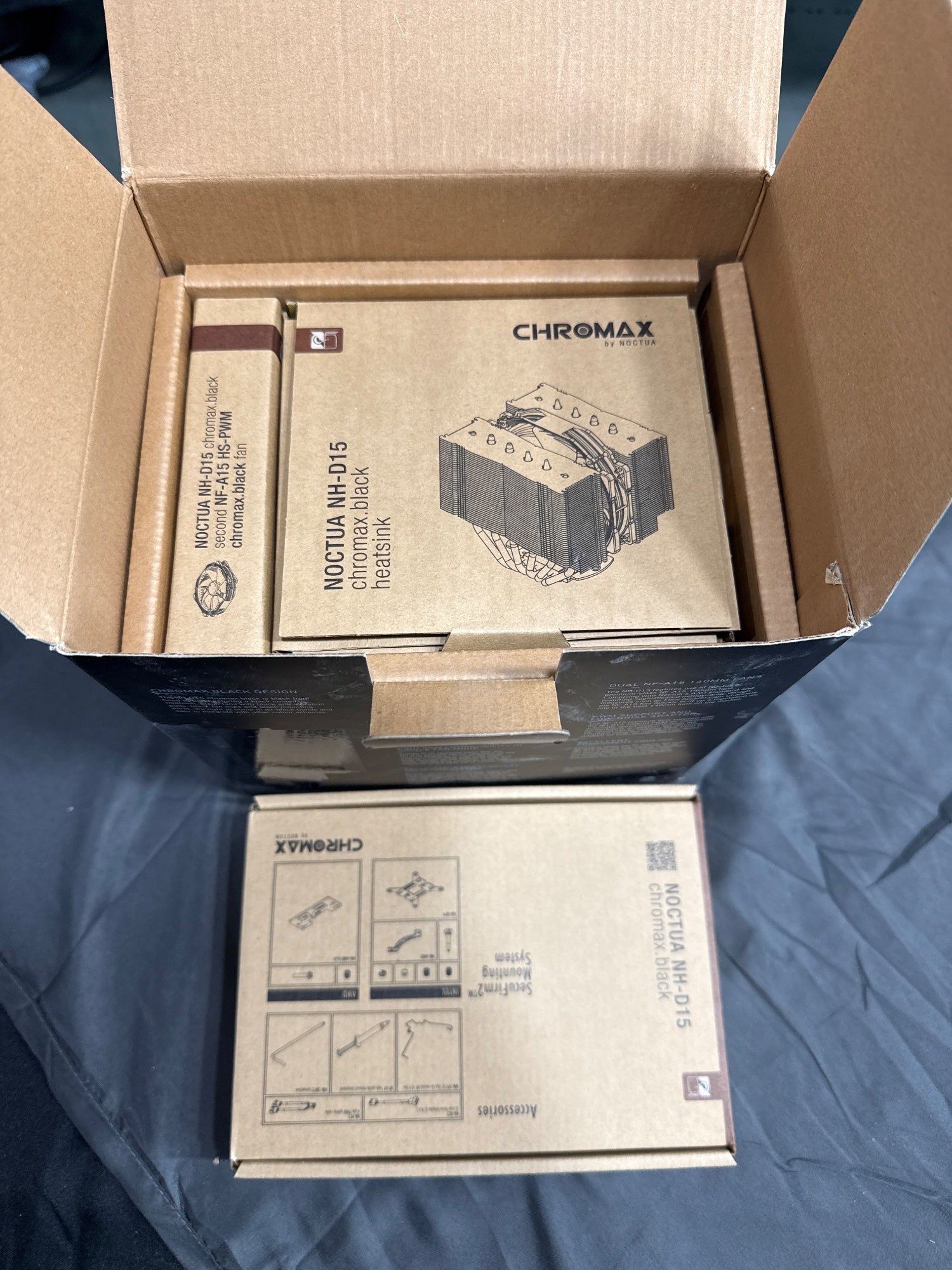 Noctua NH-D15 chromax.black CPU Cooler Dual NF-A15 140mm Fan