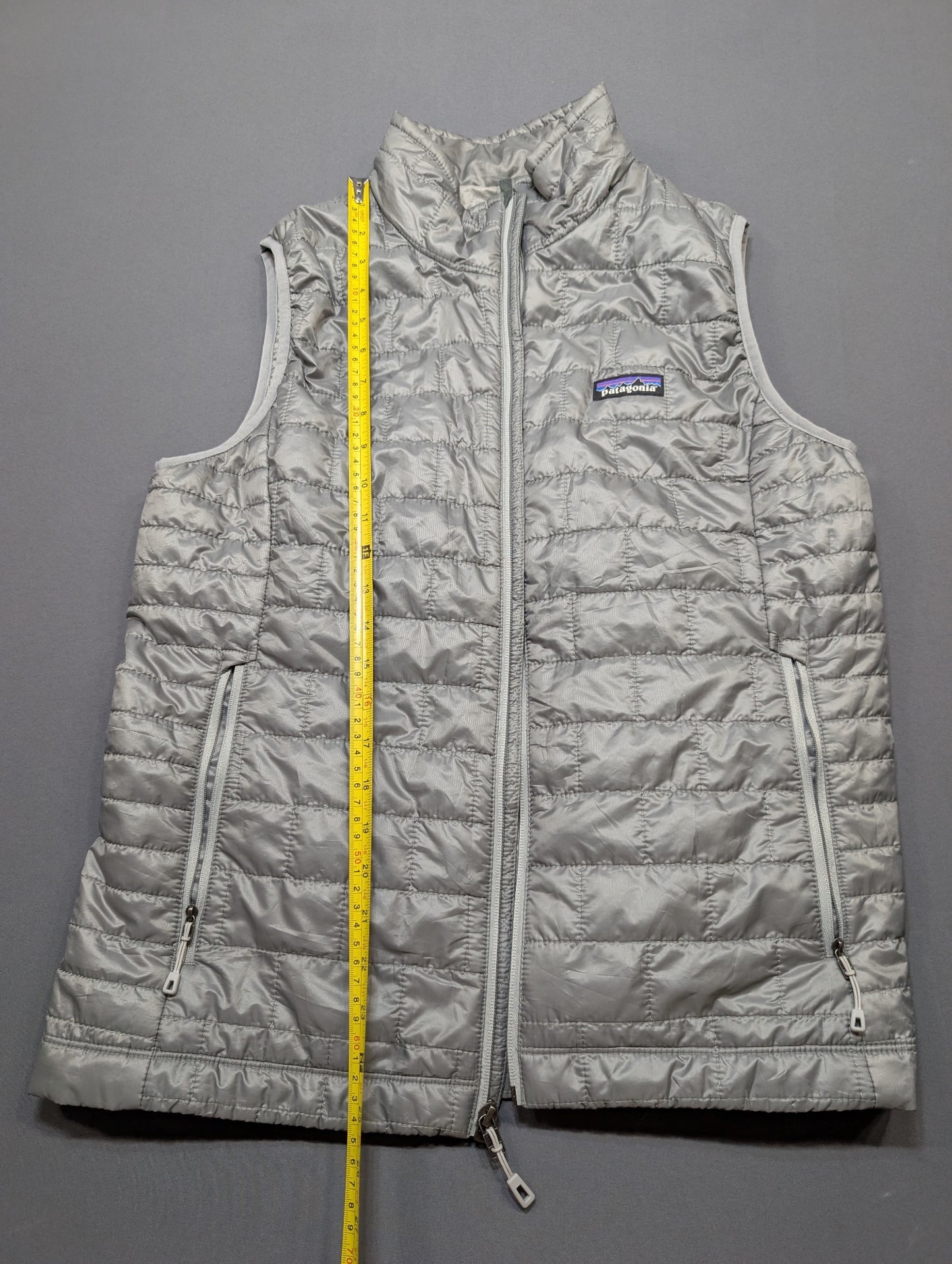 Patagonia Nano Puff Vest Women's Large Light Gray Quilted Insulated