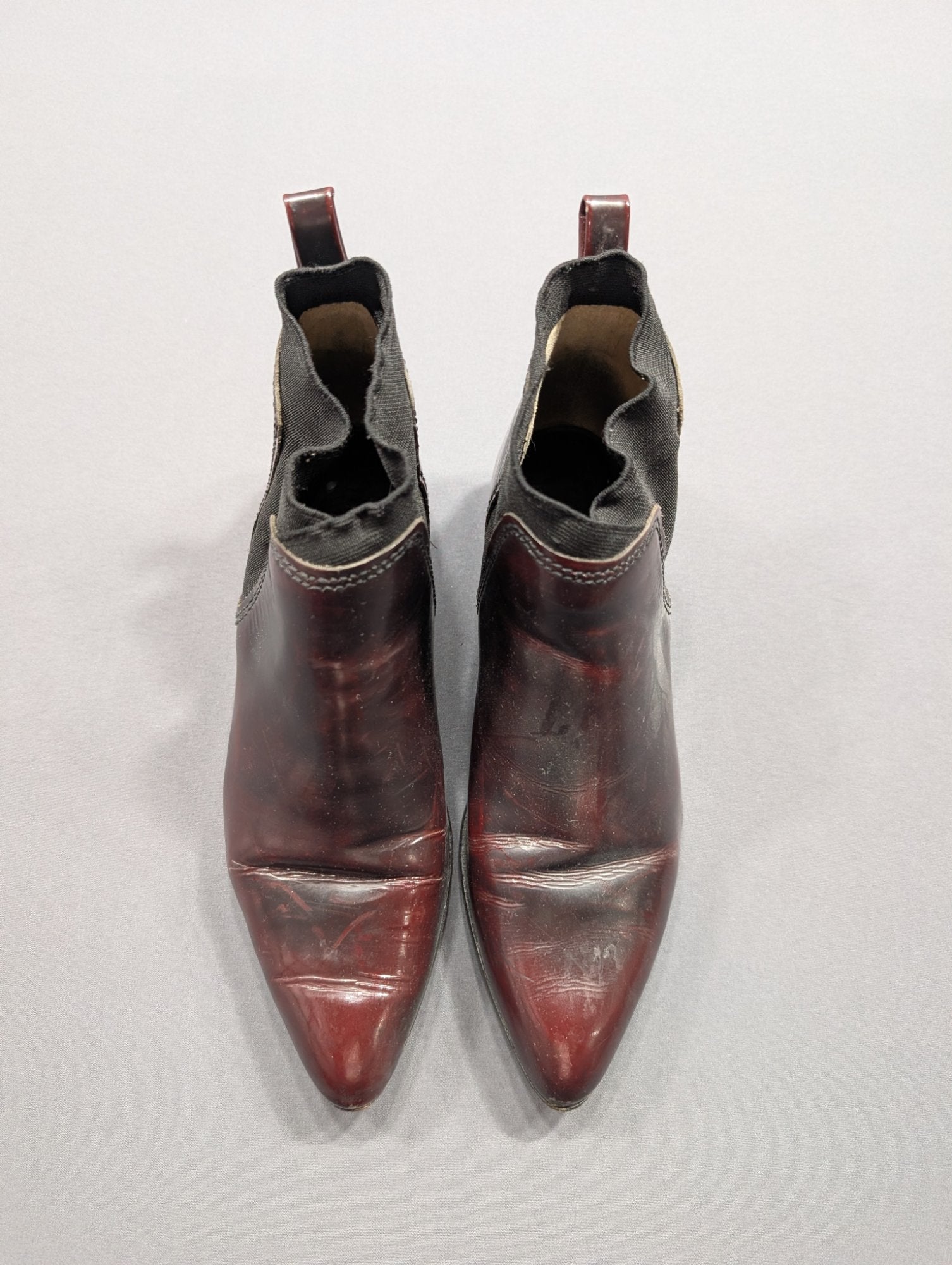 Ted Baker London Burgundy Leather Chelsea Ankle Boot Pointed Toe Sz 37