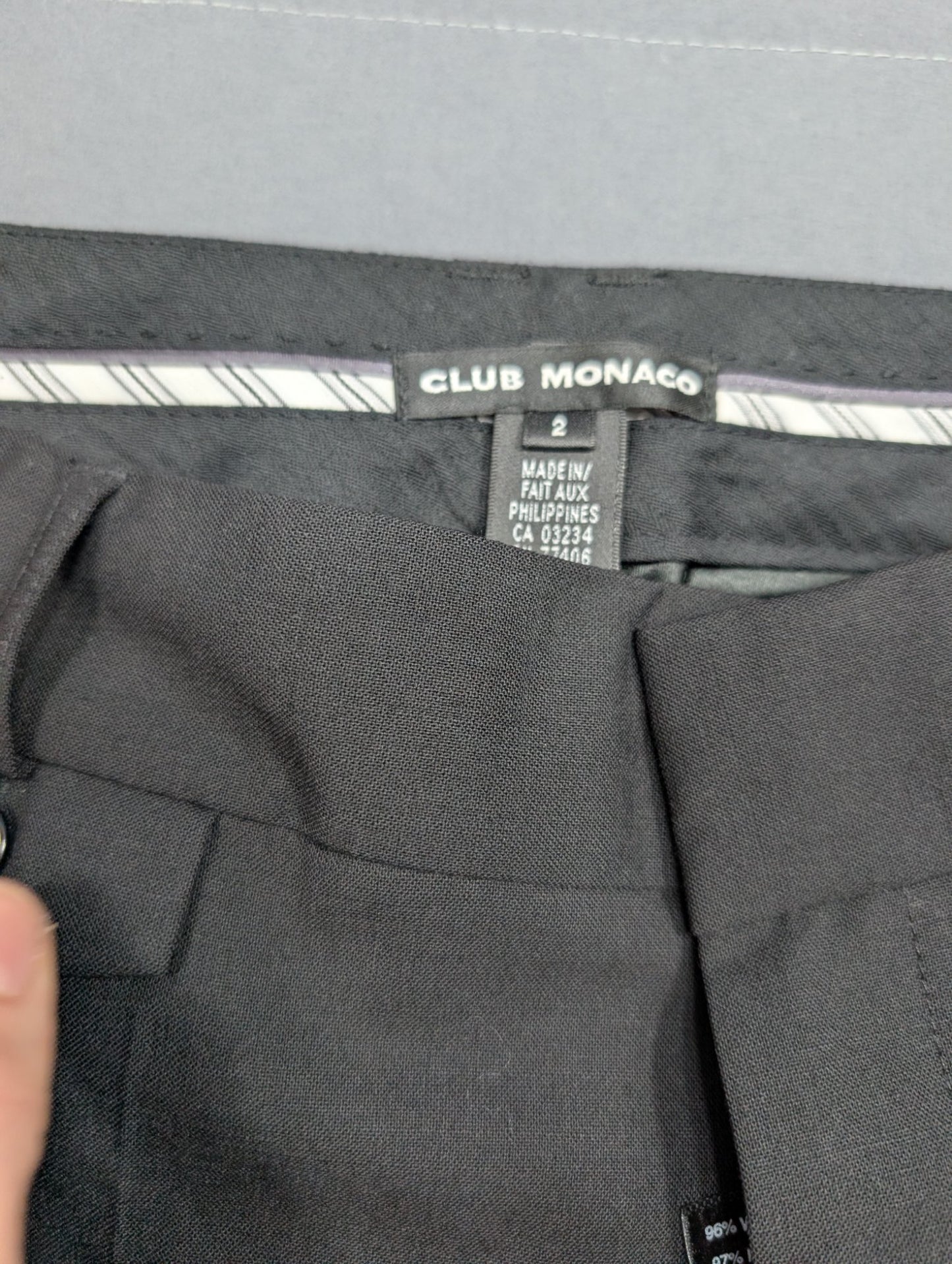 Club Monaco Black Cropped Cuffed Dress Pants Trousers Size 2