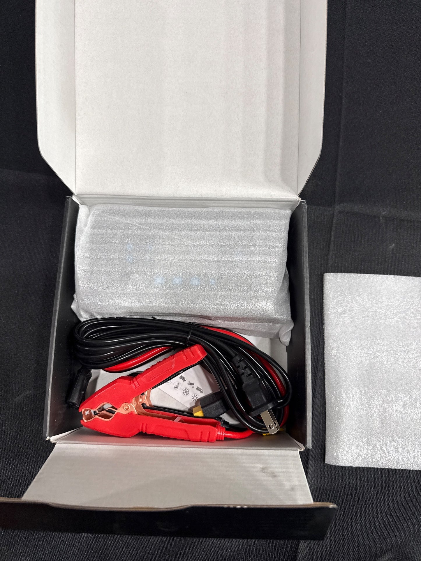 Smart Battery Charger Maintainer 12V/24V 20A P20 Lithium AGM LiFePO4