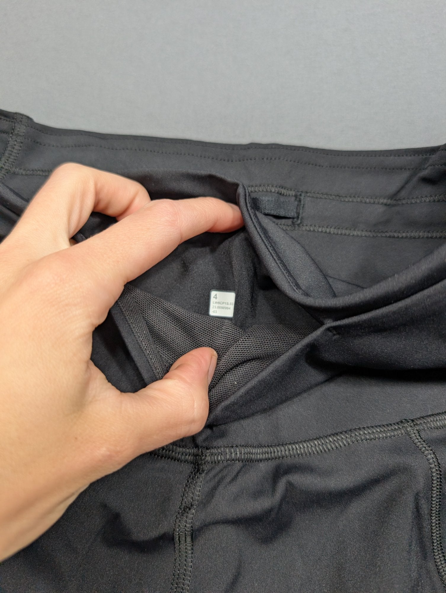 Lululemon Fast & Free HR Tight 7/8 Size 4 Grey Reflective Dot