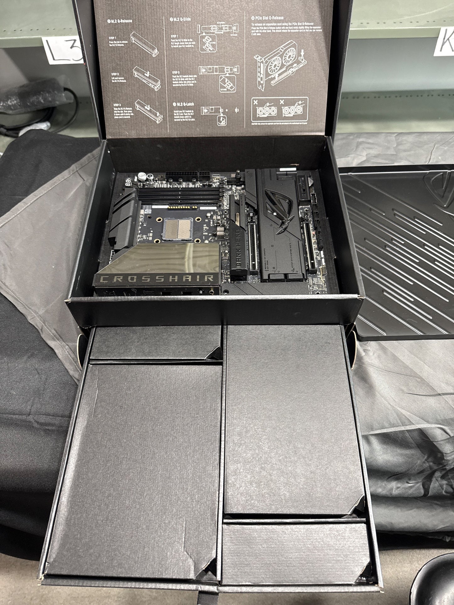 ASUS ROG Crosshair X870E Dark Hero AM5 Gaming Motherboard