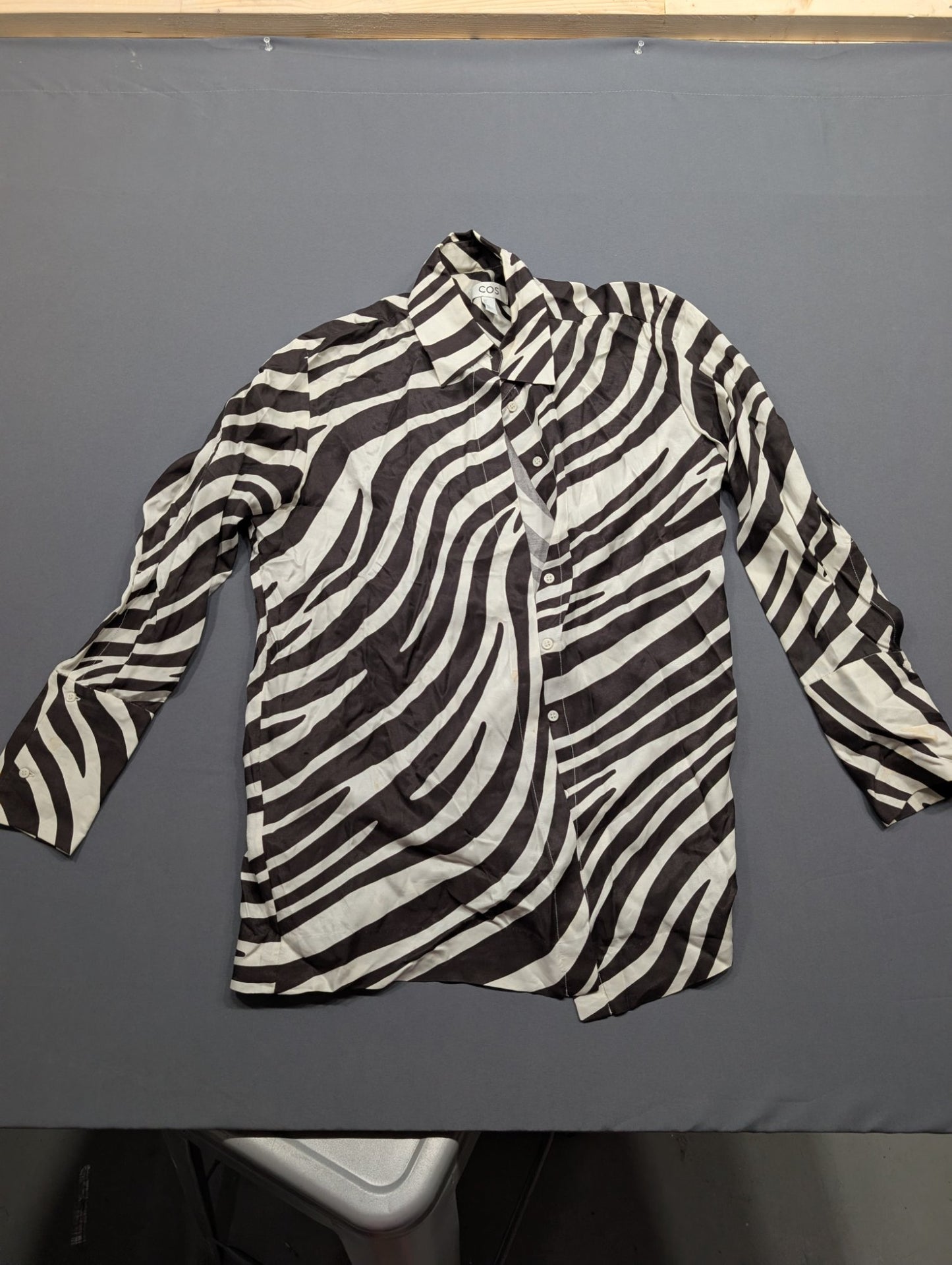 COS Zebra Print Button-Up Shirt US 6 Black White Oversized
