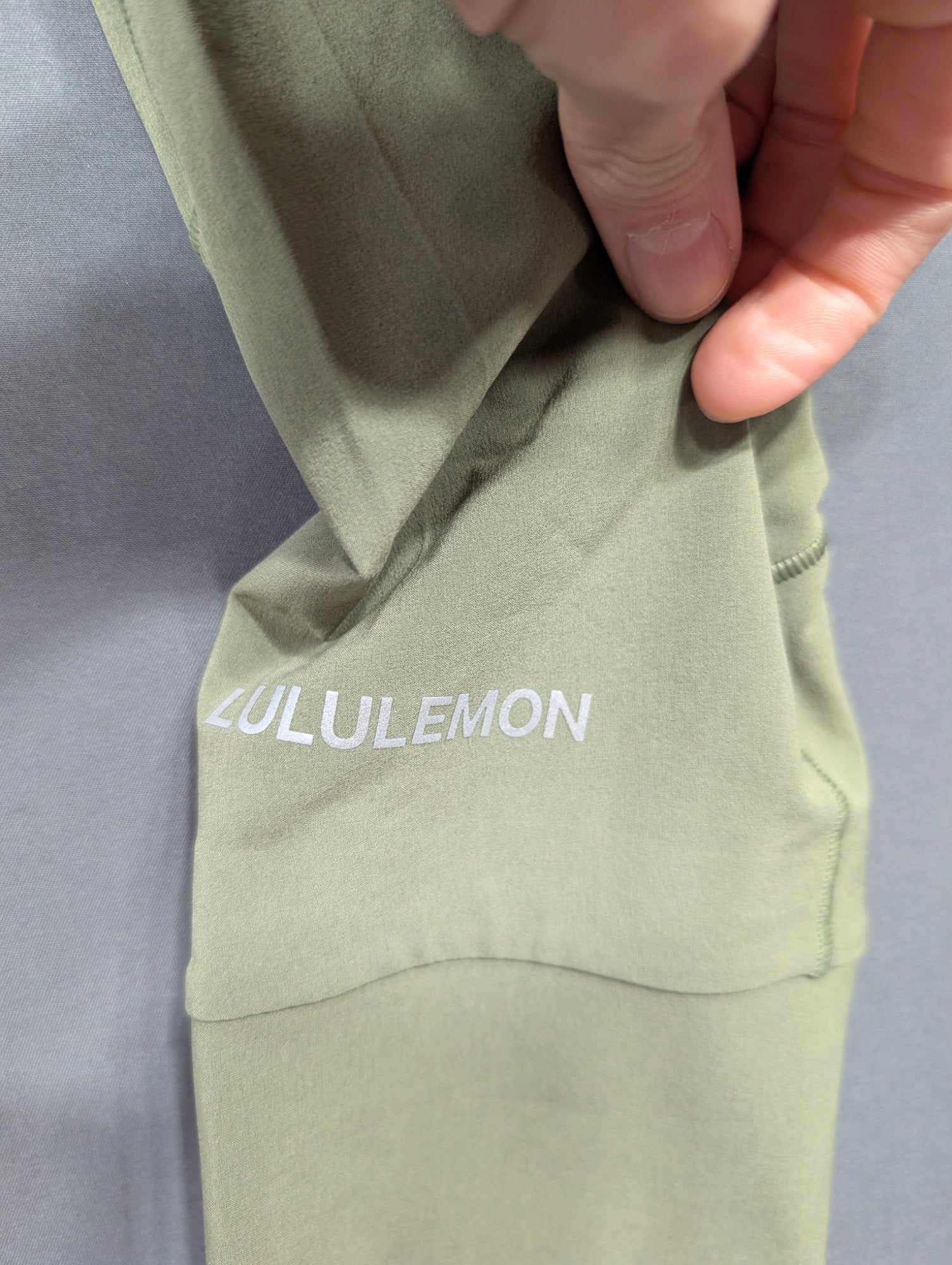 Lululemon Mist Over Windbreaker Team Canada Hooded Jacket Sz 14