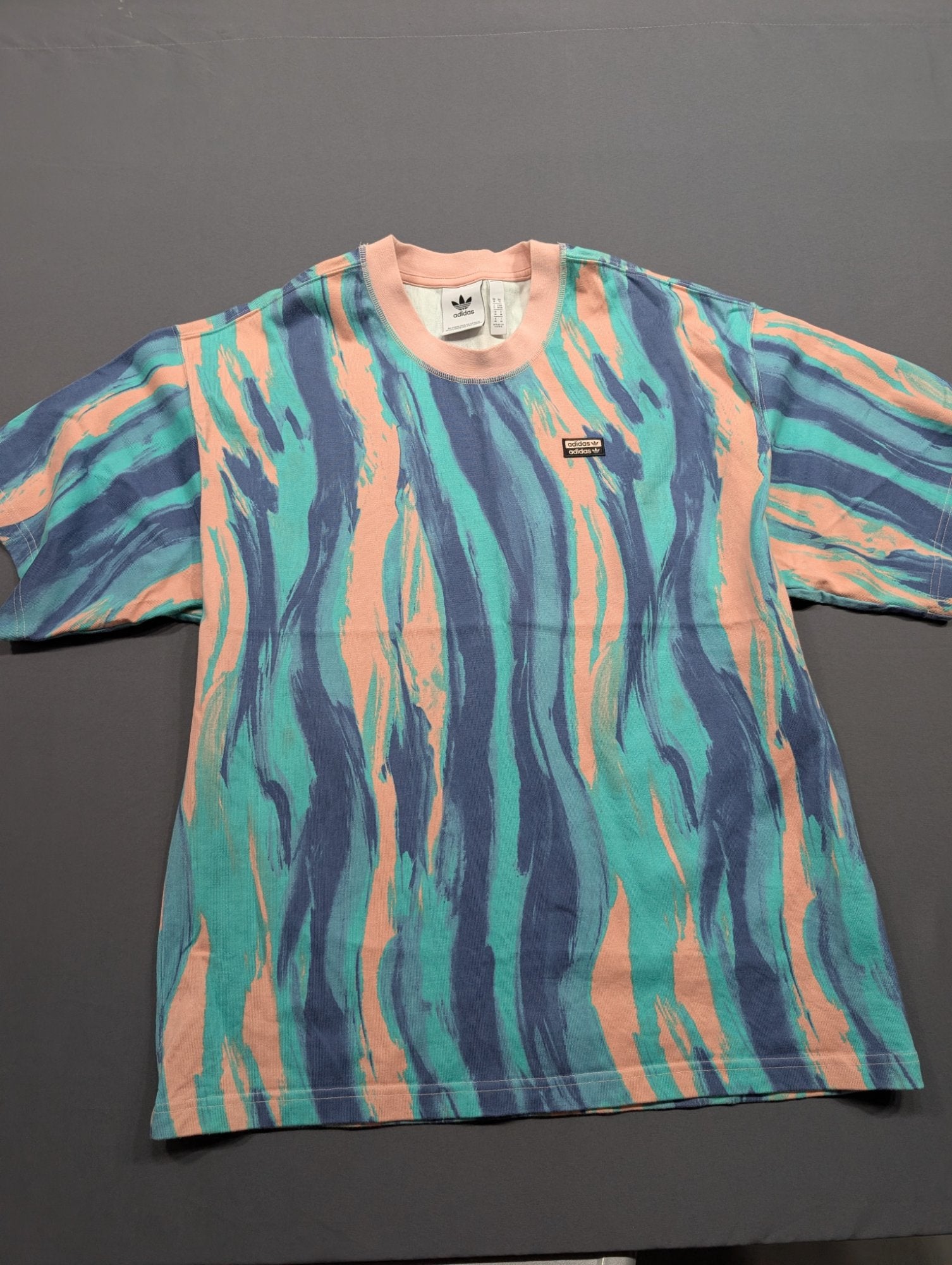Adidas Originals Men's All-Over Print T-Shirt Medium Multicolor