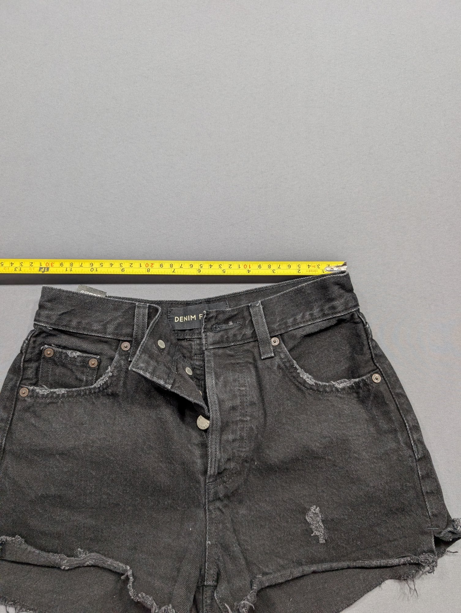 Denim Forum Yoko Short Black Distressed Jean Shorts Sz 23