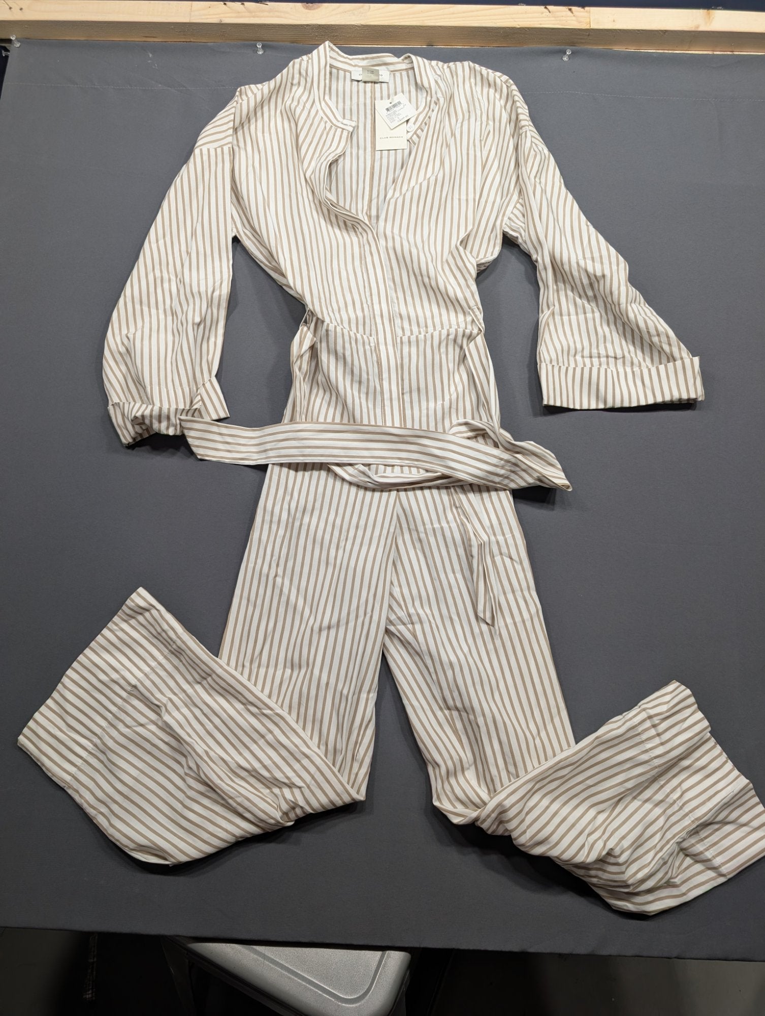 Club Monaco Long Sleeve Pant Jumpsuit Sz 2 Khaki Stripe NWT