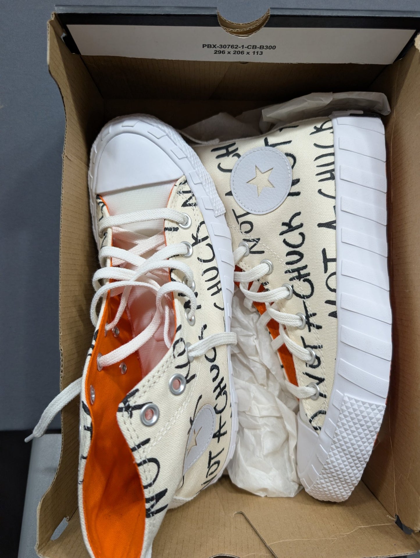 Converse UNT1TL3D Hi Kids Sneaker Egret/White/Bold Mandarin Sz 6