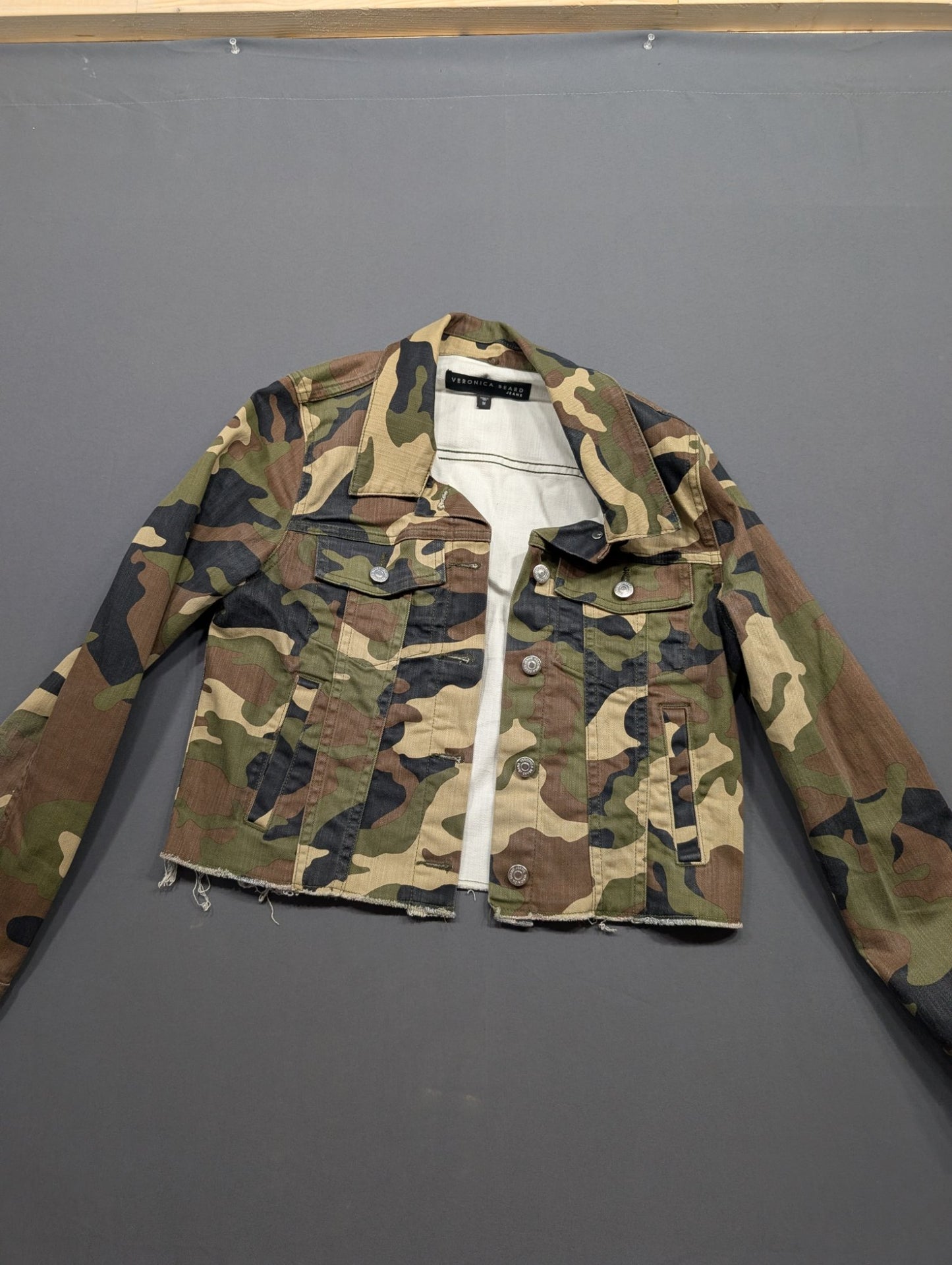Veronica Beard Jeans Camo Cropped Jacket Size M Raw Hem