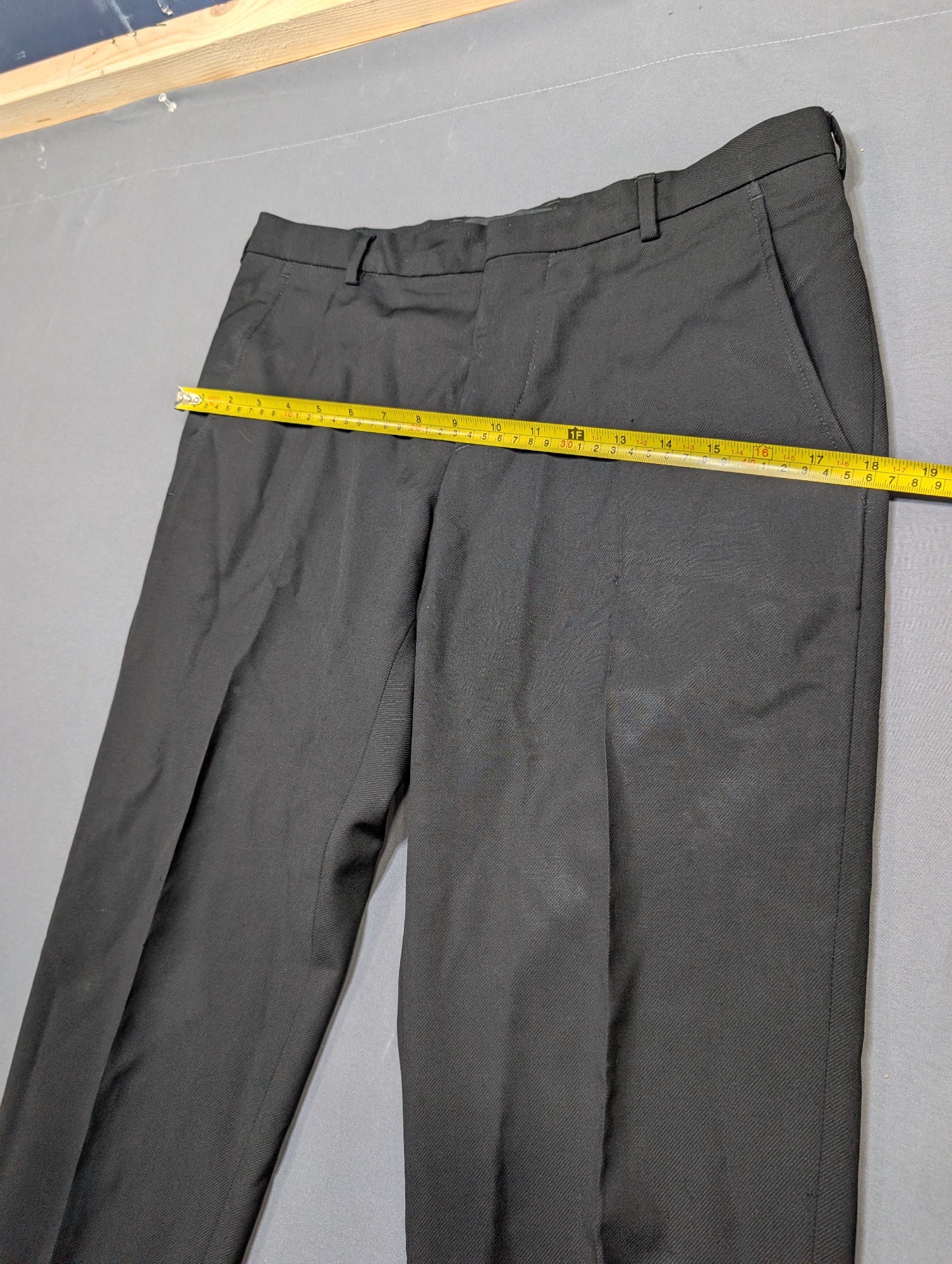 Gucci Uniform Dress Trousers Black Flat Front Slim Pants Size 46 for staff only not for sale