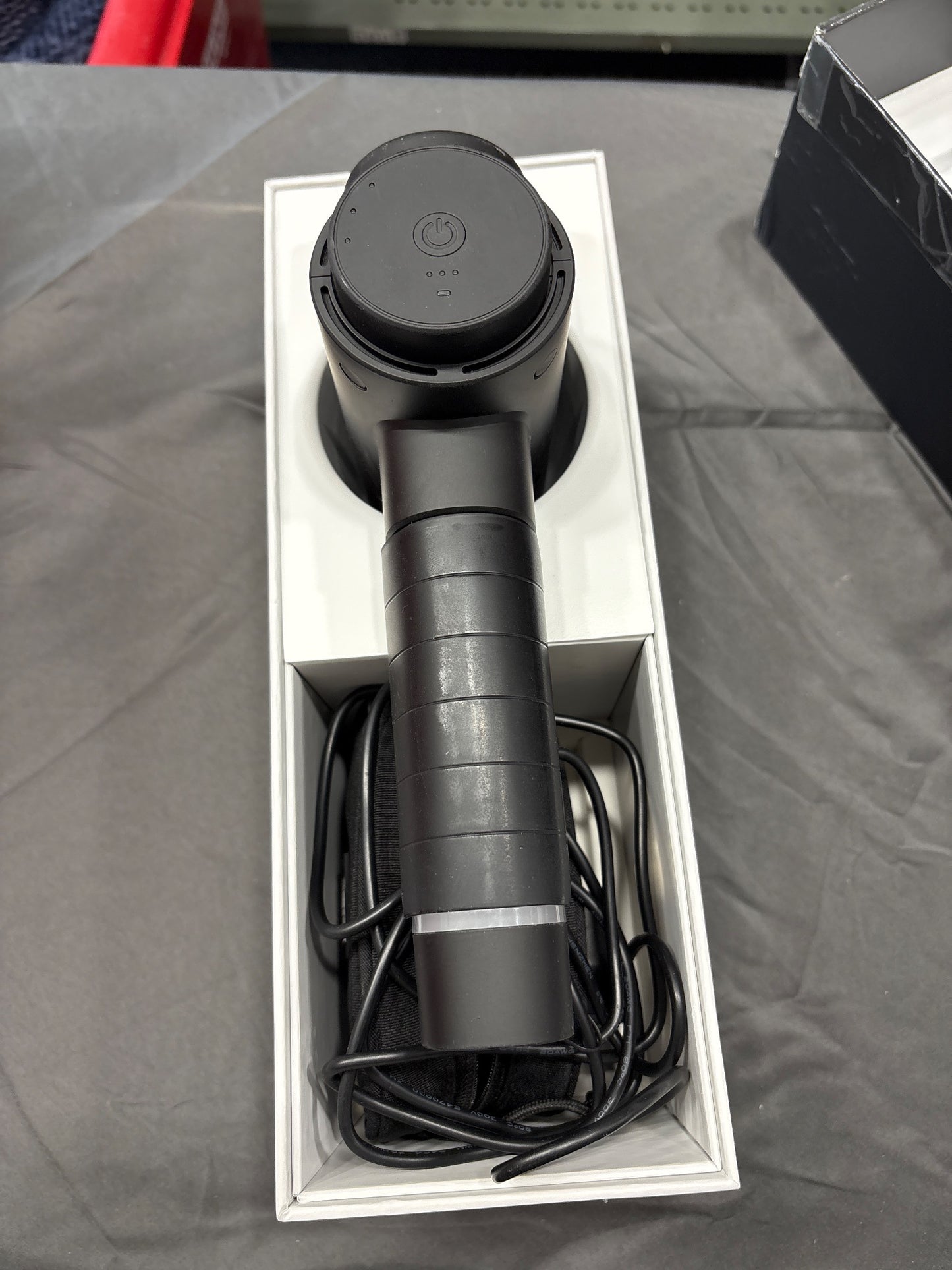 Hyperice Hypervolt 2 Percussion Massage Gun HV2001 w/ 5 Heads