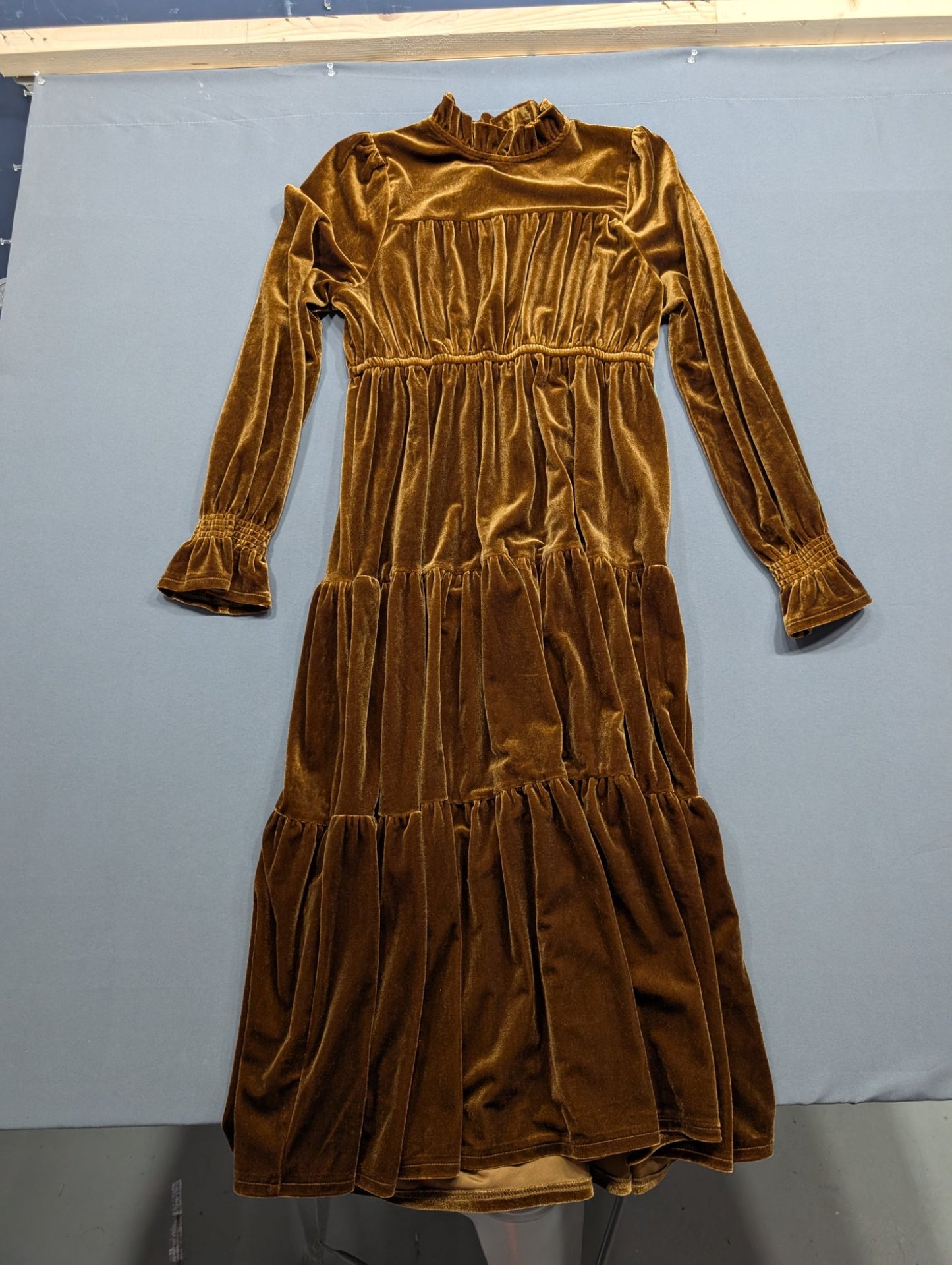 Icône par Simons Velvet Tiered Maxi Dress Bronze Size P/S
