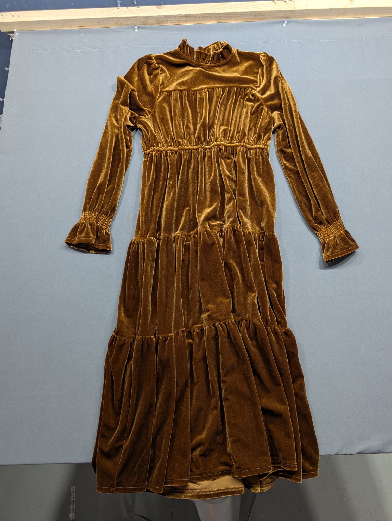 Icône par Simons Velvet Tiered Maxi Dress Bronze Size P/S