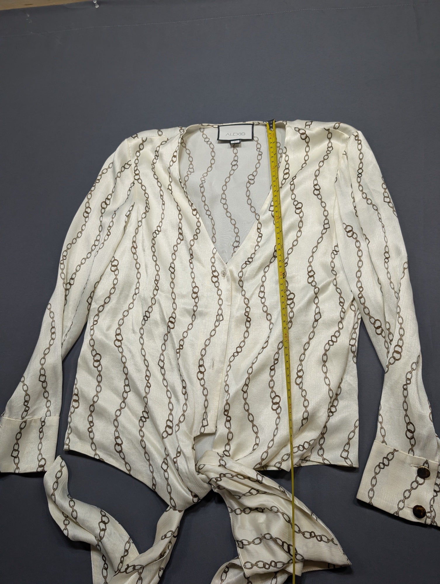 Alexis Chain Print Tie-Front Blouse Long Sleeve V-Neck Top Size L