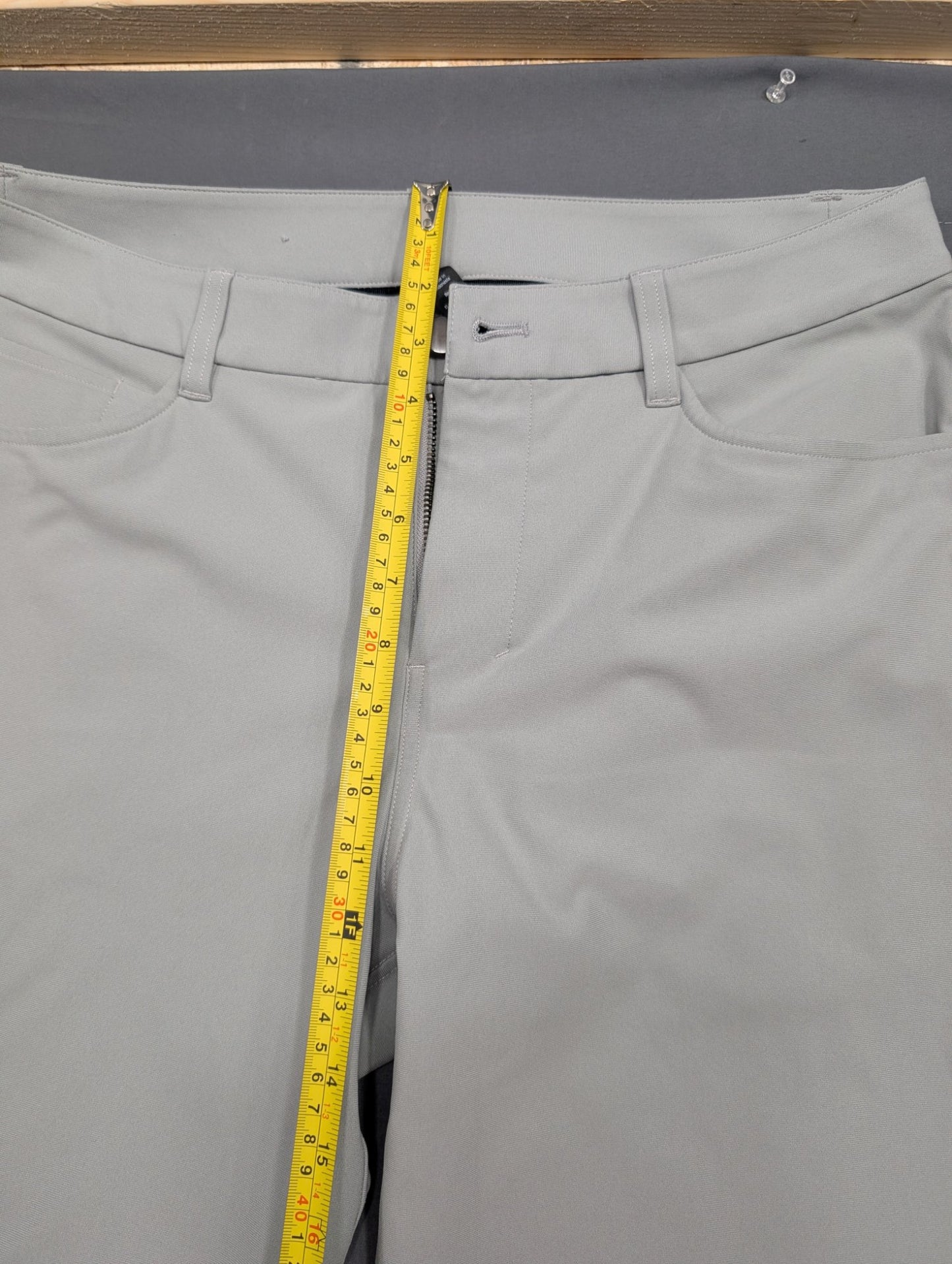 Lululemon ABC Slim 5-Pocket Pants Men's 32 Light Gray