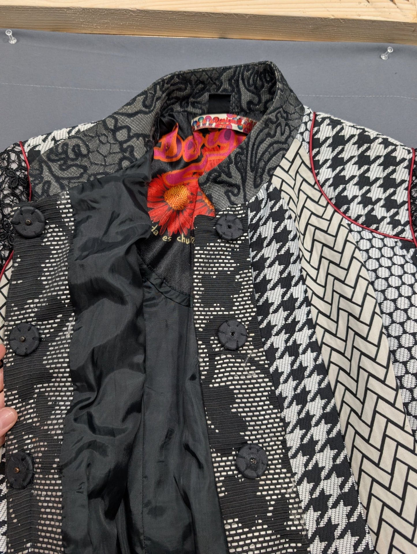 Desigual Women's Mixed-Pattern Coat Size 44 Black White Red