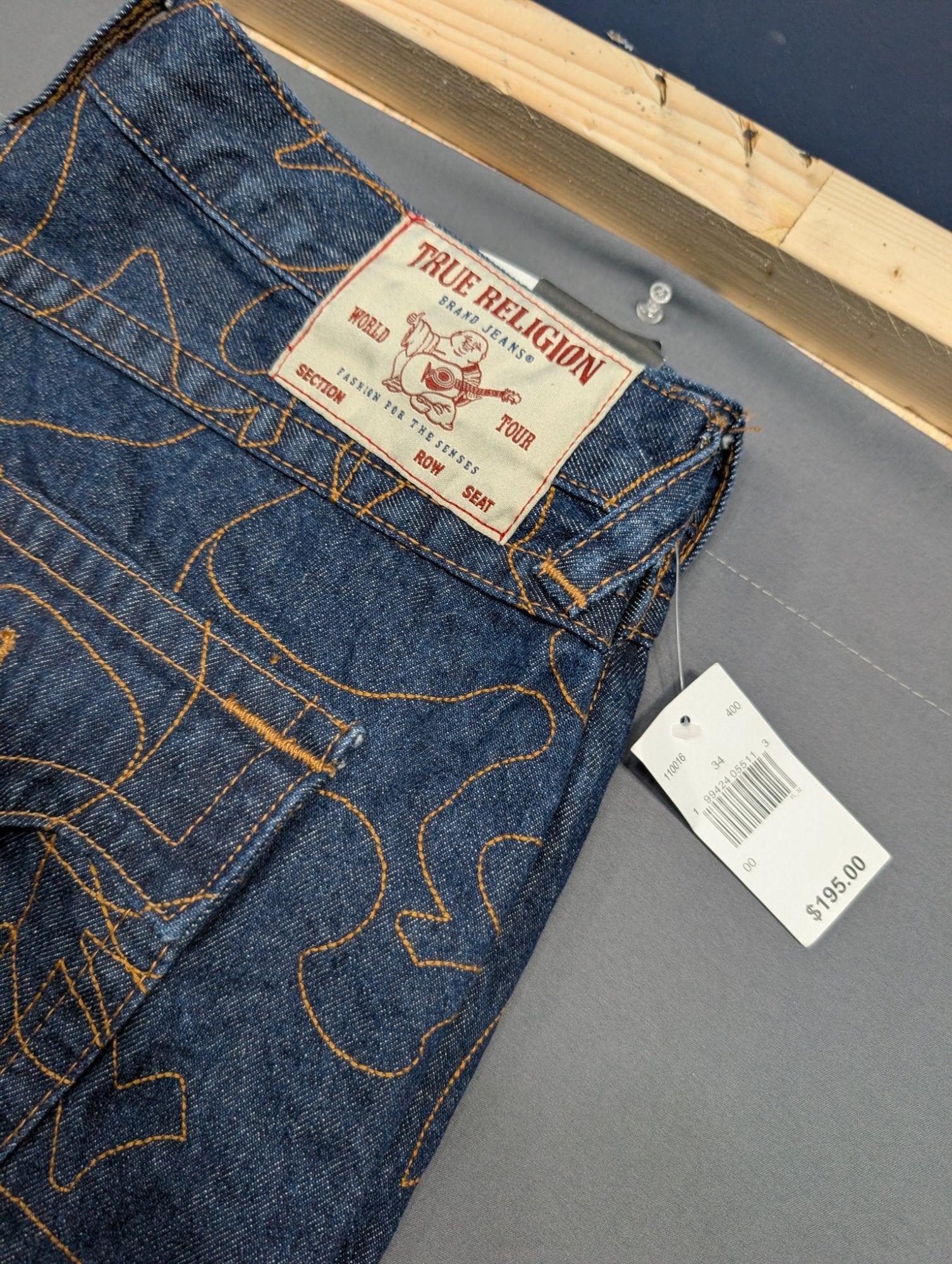 True Religion Mikey Baggy AF Jeans 34 Camo Stitch Dark Wash NWT