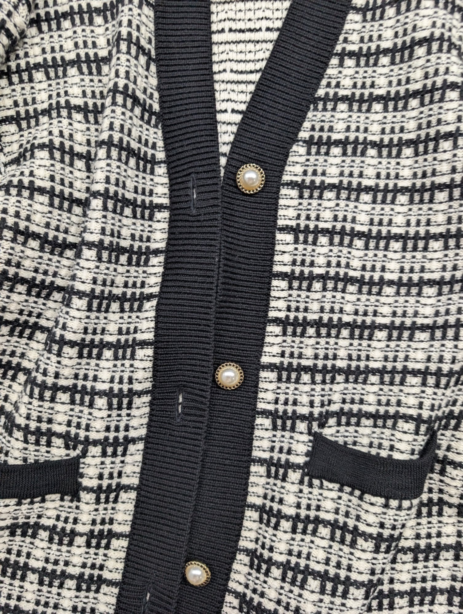 Babaton XS Houndstooth Knit Cardigan Pearl Buttons Black White