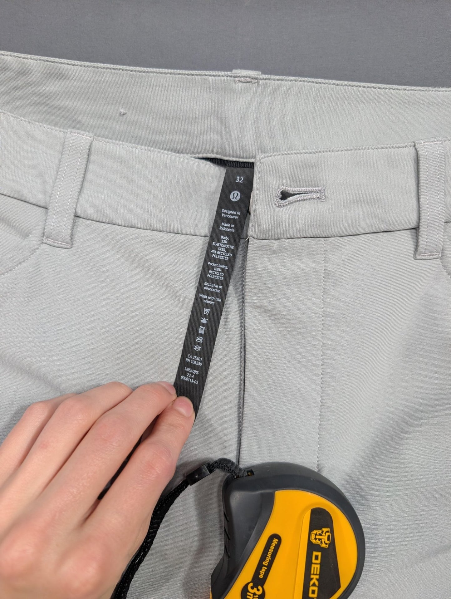 Lululemon ABC Slim 5-Pocket Pants Men's 32 Light Gray