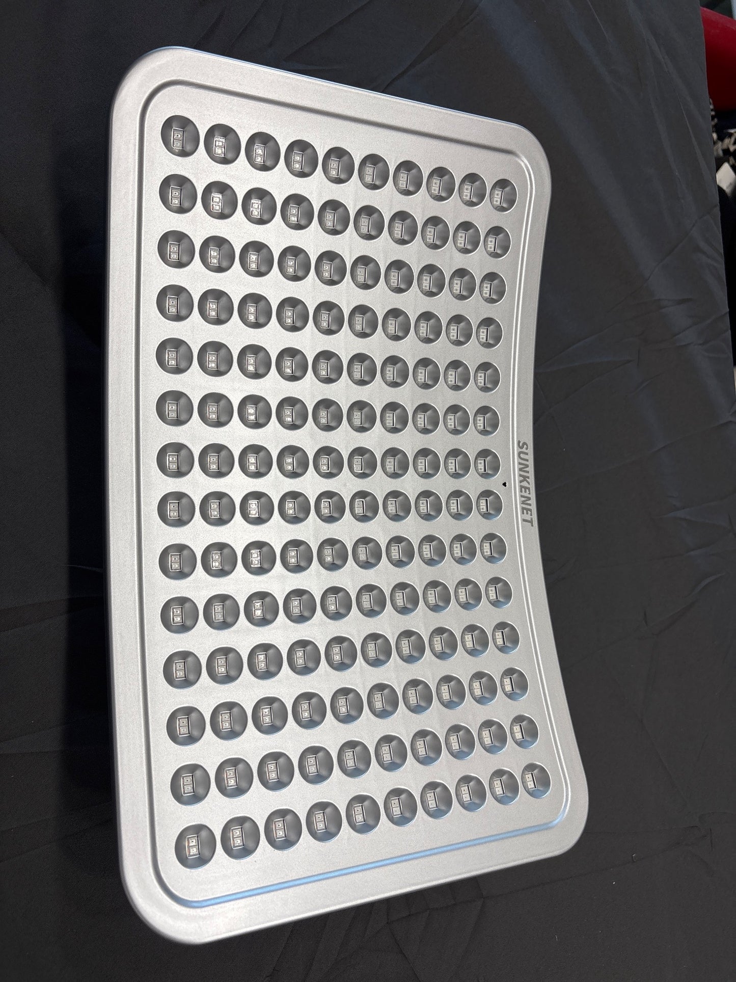 SUNKENET Red Light Therapy Panel 280 LED 660nm 850nm 30W