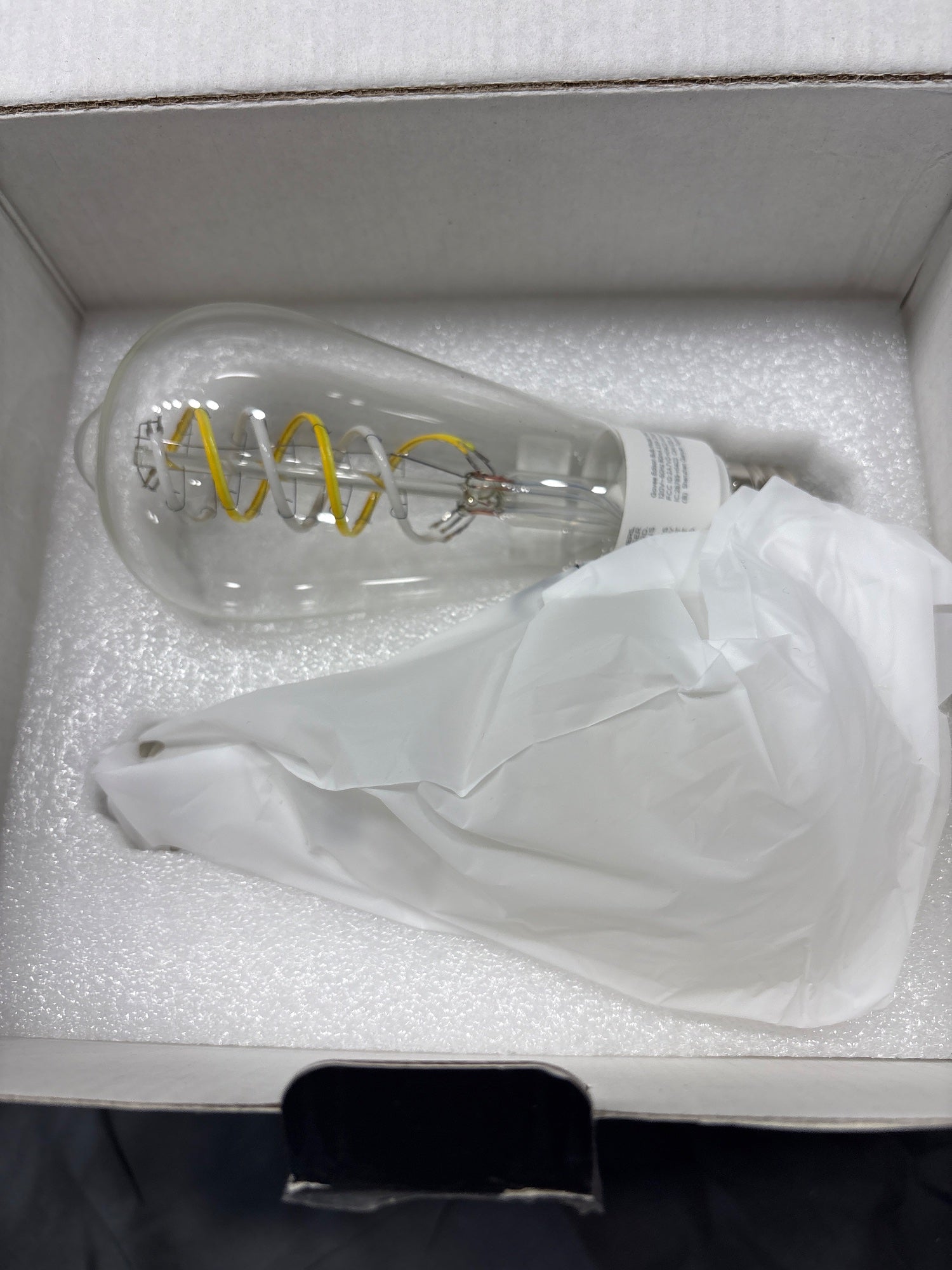 Govee ST19 Edison Smart LED Bulb 4-Pack 500lm Color 5.5W E26